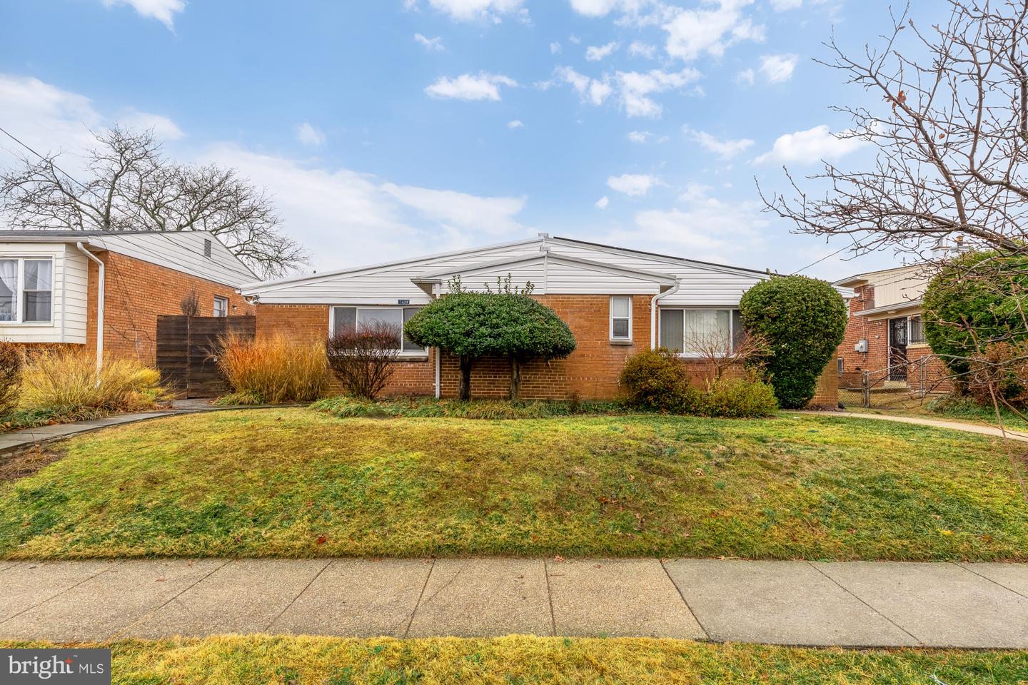 7424 8TH ST NW, WASHINGTON, District Of Columbia 20012, 3 Bedrooms Bedrooms, ,2 BathroomsBathrooms,Residential,For sale,7424 8TH ST NW,DCDC2247186 MLS # DCDC2247186