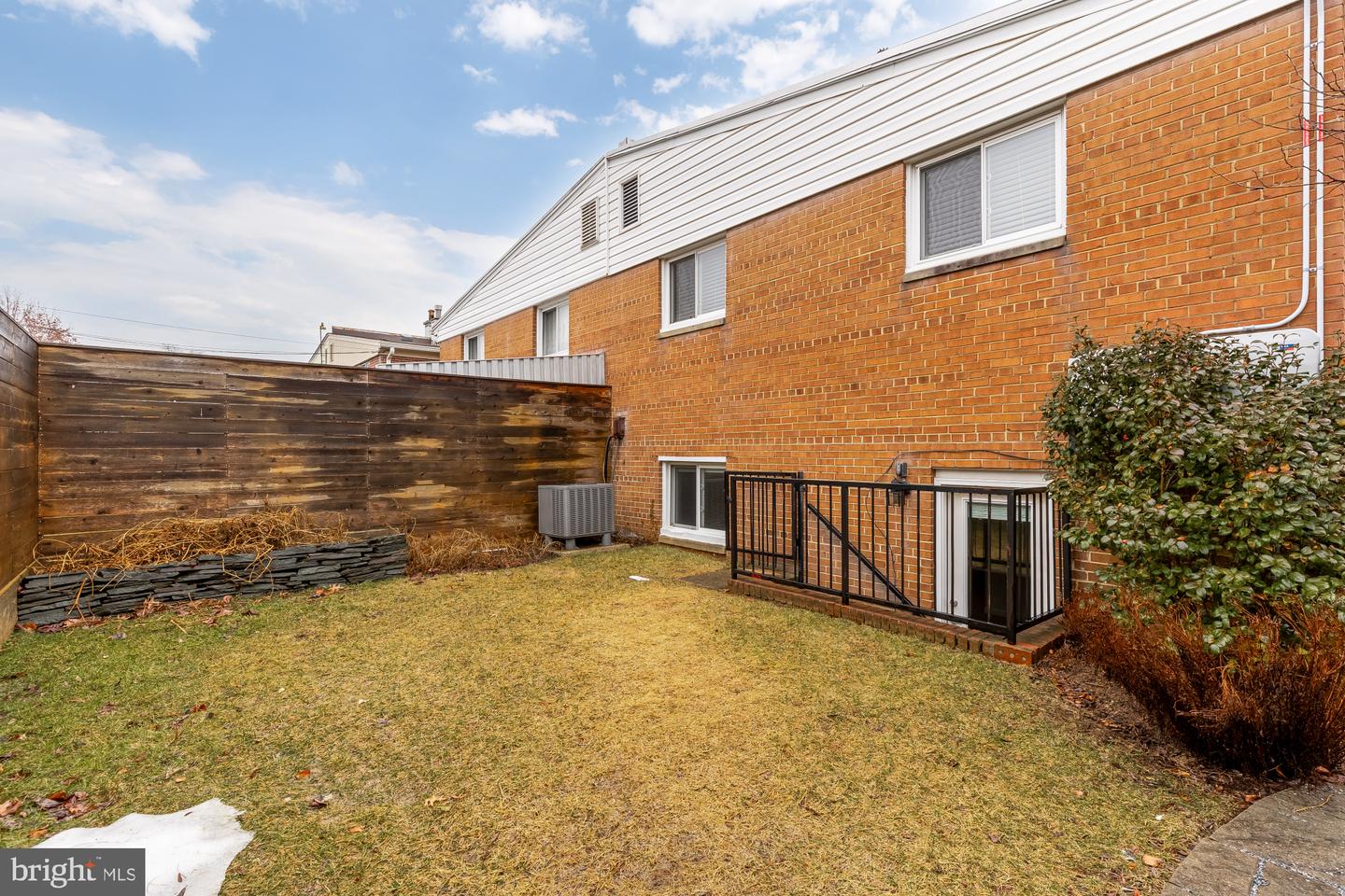 7424 8TH ST NW, WASHINGTON, District Of Columbia 20012, 3 Bedrooms Bedrooms, ,2 BathroomsBathrooms,Residential,For sale,7424 8TH ST NW,DCDC2247186 MLS # DCDC2247186