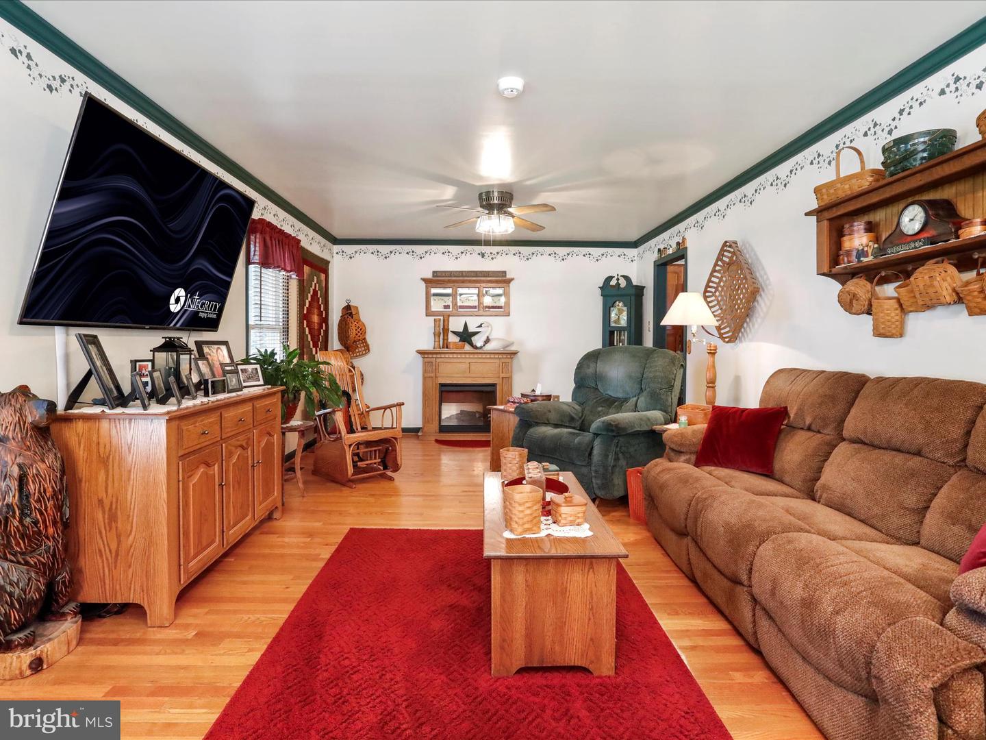 1055 GOODVIEW DR, FRONT ROYAL, Virginia 22630, 5 Bedrooms Bedrooms, ,3 BathroomsBathrooms,Residential,For sale,1055 GOODVIEW DR,VAWR2013480 MLS # VAWR2013480