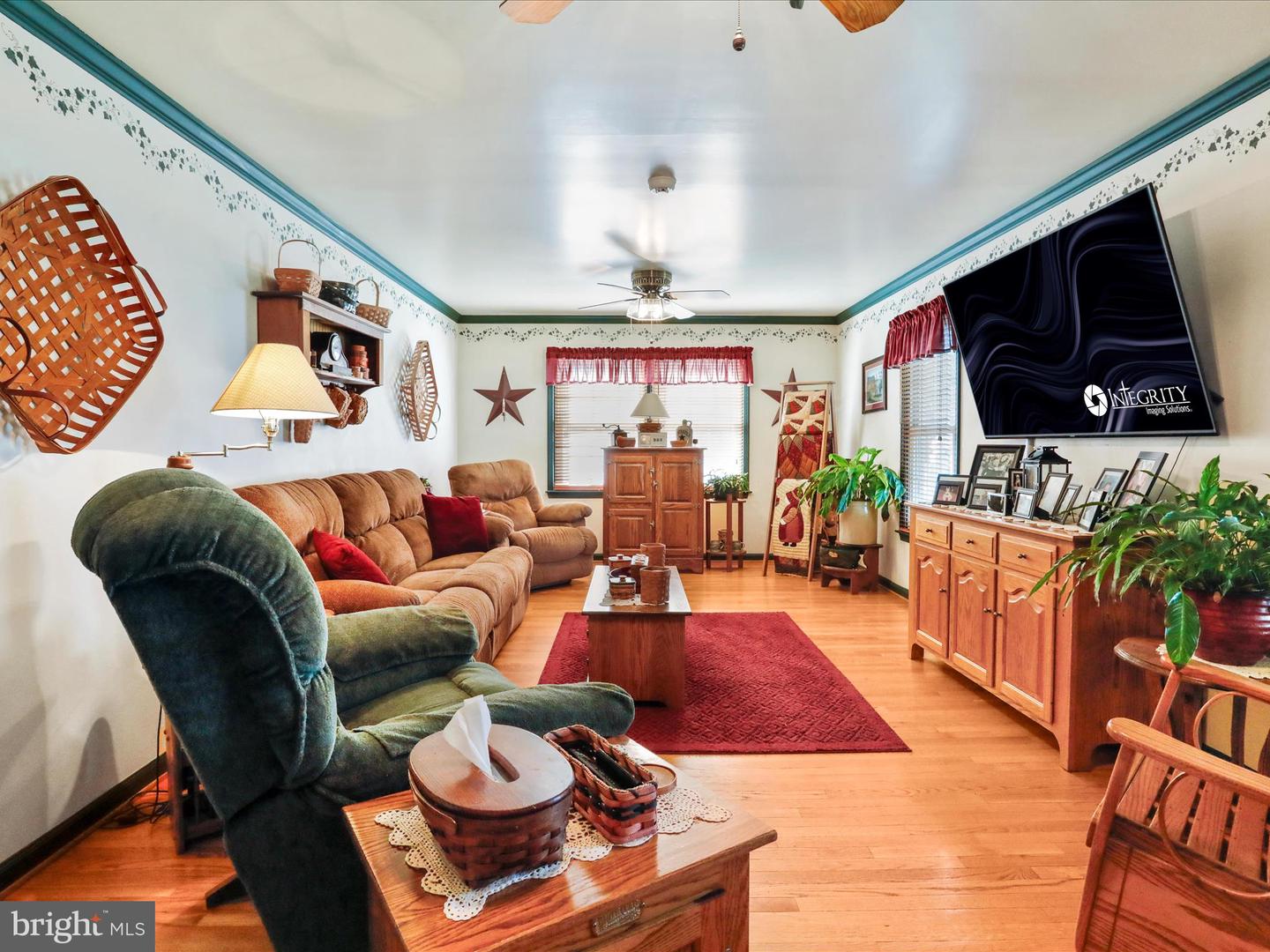 1055 GOODVIEW DR, FRONT ROYAL, Virginia 22630, 5 Bedrooms Bedrooms, ,3 BathroomsBathrooms,Residential,For sale,1055 GOODVIEW DR,VAWR2013480 MLS # VAWR2013480