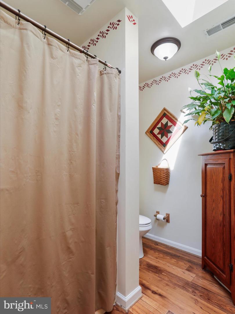 1055 GOODVIEW DR, FRONT ROYAL, Virginia 22630, 5 Bedrooms Bedrooms, ,3 BathroomsBathrooms,Residential,For sale,1055 GOODVIEW DR,VAWR2013480 MLS # VAWR2013480