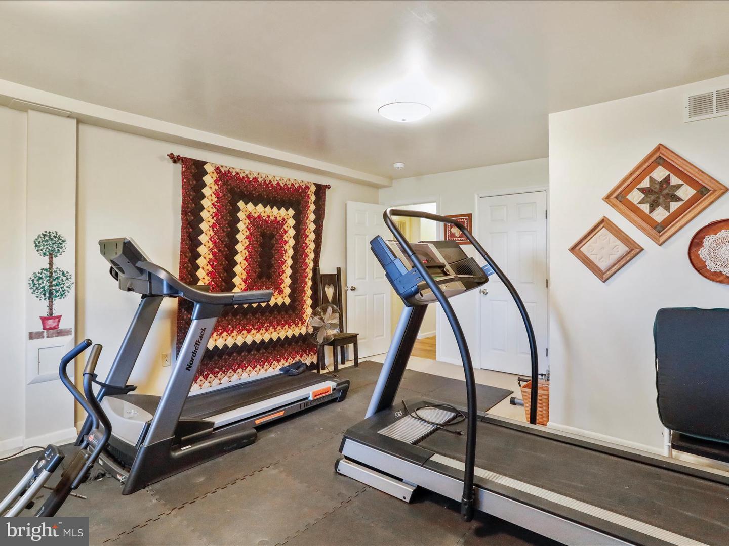 1055 GOODVIEW DR, FRONT ROYAL, Virginia 22630, 5 Bedrooms Bedrooms, ,3 BathroomsBathrooms,Residential,For sale,1055 GOODVIEW DR,VAWR2013480 MLS # VAWR2013480