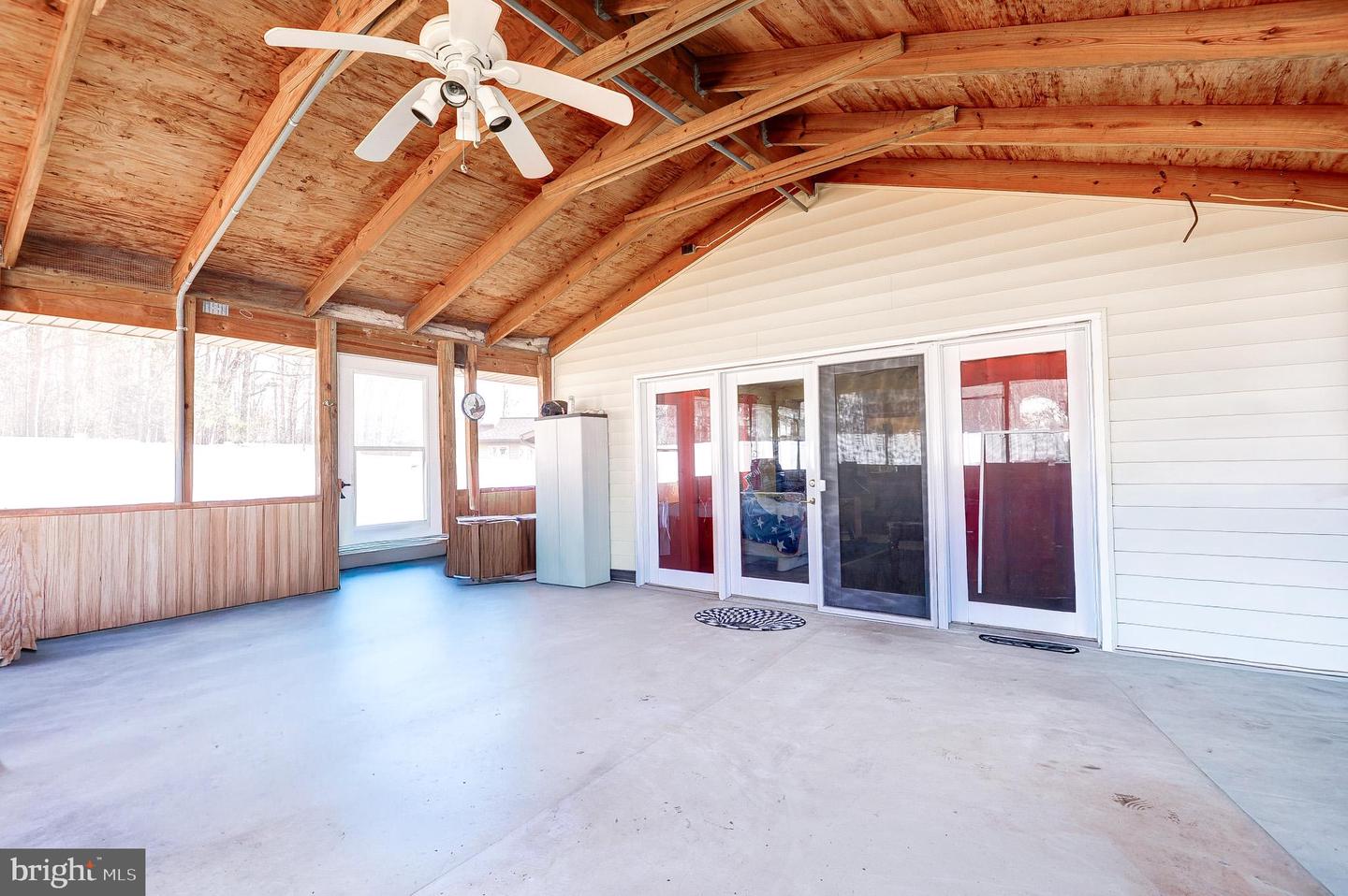 1118 S WILLIAMSBURG CT, STERLING, Virginia 20164, 4 Bedrooms Bedrooms, ,2 BathroomsBathrooms,Residential,For sale,1118 S WILLIAMSBURG CT,VALO2116470 MLS # VALO2116470