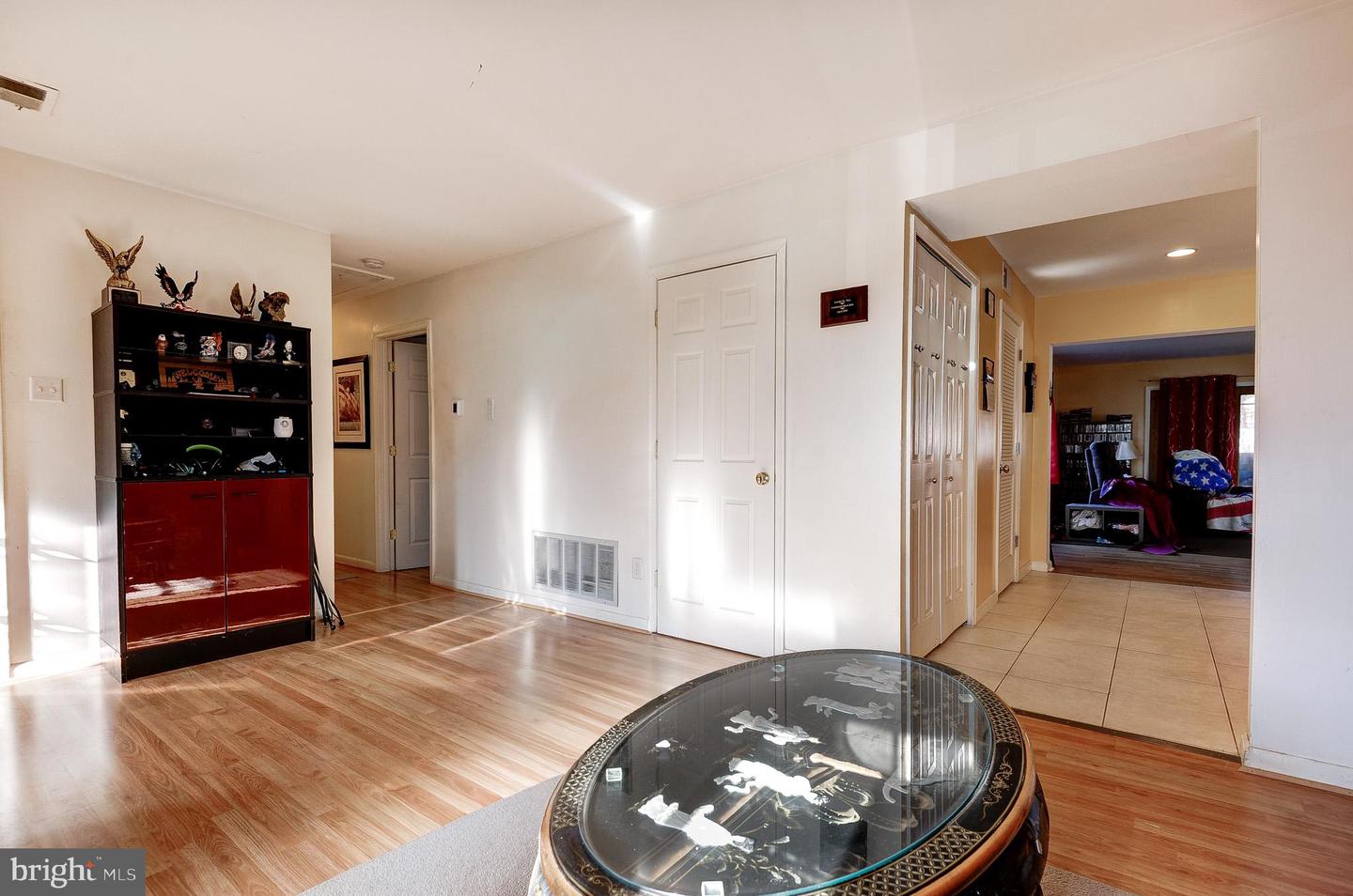 1118 S WILLIAMSBURG CT, STERLING, Virginia 20164, 4 Bedrooms Bedrooms, ,2 BathroomsBathrooms,Residential,For sale,1118 S WILLIAMSBURG CT,VALO2116470 MLS # VALO2116470