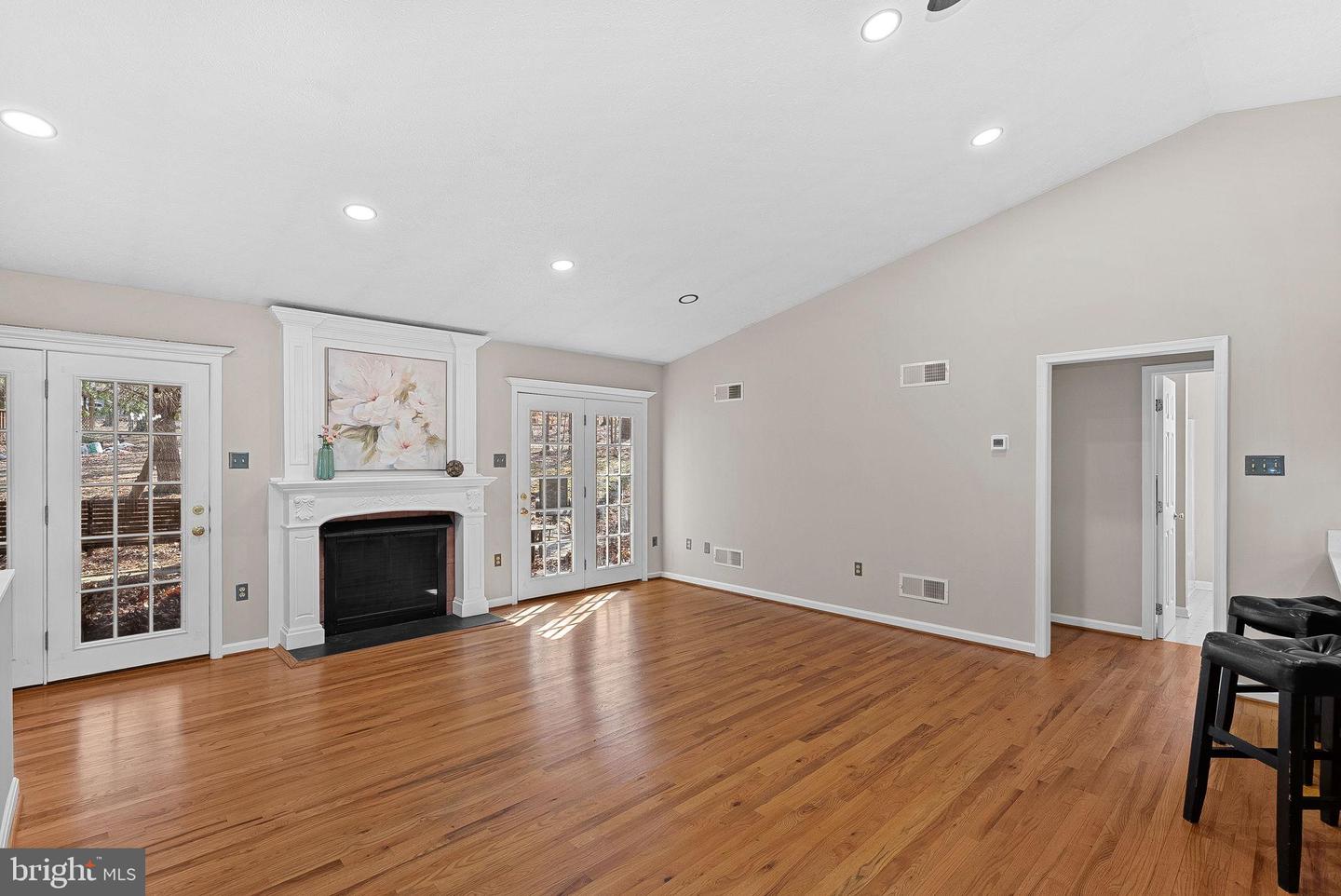 528 NORTHWOOD CIR, CROSS JUNCTION, Virginia 22625, 4 Bedrooms Bedrooms, 11 Rooms Rooms,2 BathroomsBathrooms,Residential,For sale,528 NORTHWOOD CIR,VAFV2039732 MLS # VAFV2039732