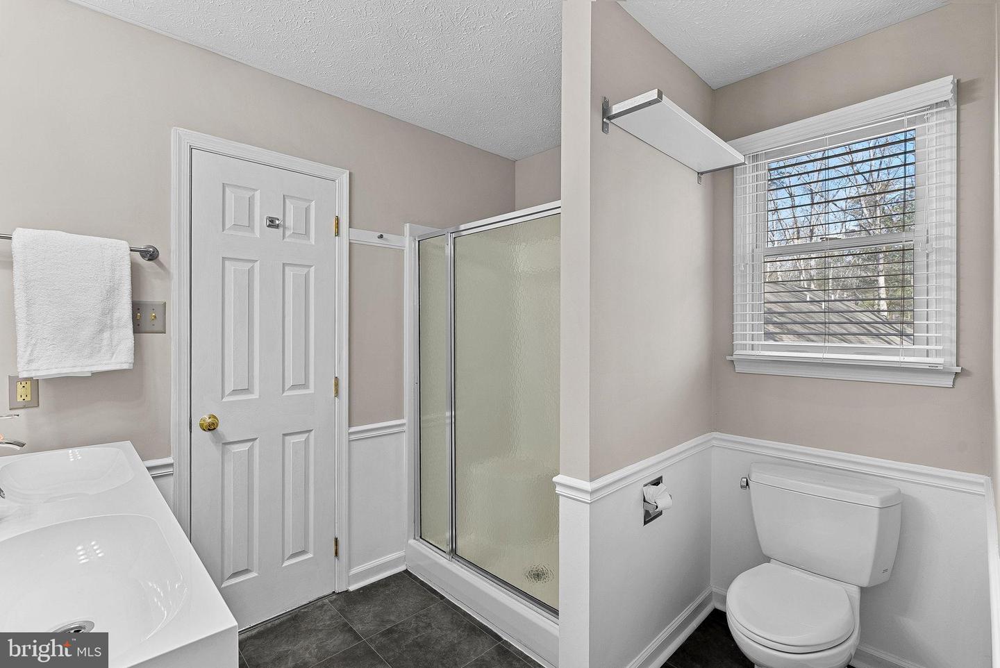 528 NORTHWOOD CIR, CROSS JUNCTION, Virginia 22625, 4 Bedrooms Bedrooms, 11 Rooms Rooms,2 BathroomsBathrooms,Residential,For sale,528 NORTHWOOD CIR,VAFV2039732 MLS # VAFV2039732