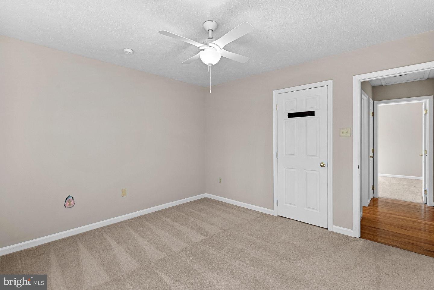 528 NORTHWOOD CIR, CROSS JUNCTION, Virginia 22625, 4 Bedrooms Bedrooms, 11 Rooms Rooms,2 BathroomsBathrooms,Residential,For sale,528 NORTHWOOD CIR,VAFV2039732 MLS # VAFV2039732