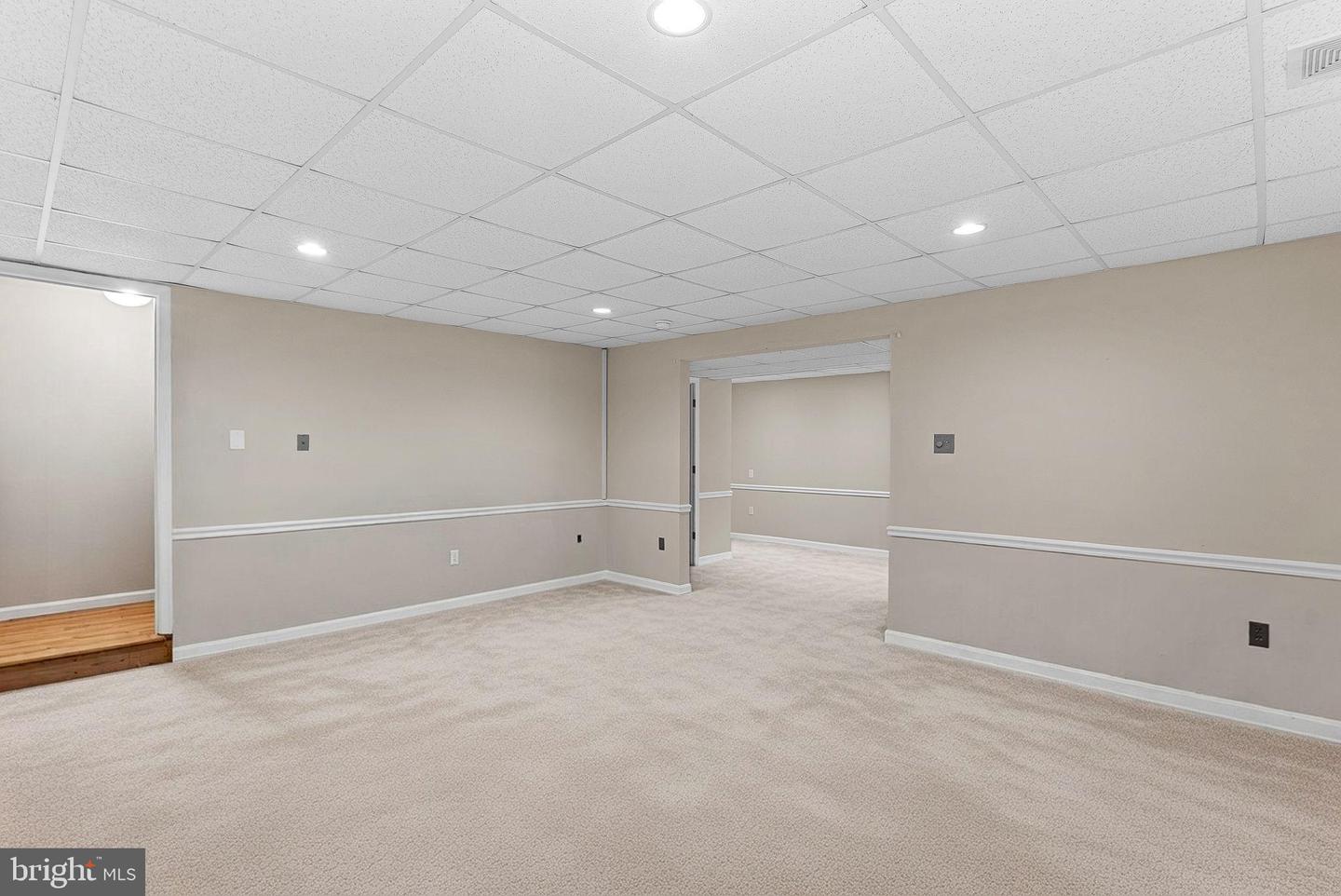 528 NORTHWOOD CIR, CROSS JUNCTION, Virginia 22625, 4 Bedrooms Bedrooms, 11 Rooms Rooms,2 BathroomsBathrooms,Residential,For sale,528 NORTHWOOD CIR,VAFV2039732 MLS # VAFV2039732