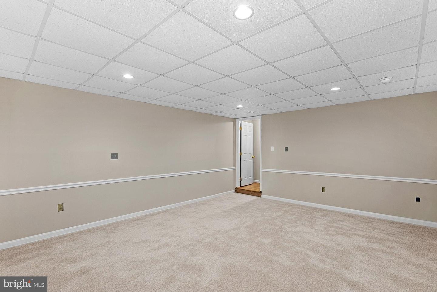 528 NORTHWOOD CIR, CROSS JUNCTION, Virginia 22625, 4 Bedrooms Bedrooms, 11 Rooms Rooms,2 BathroomsBathrooms,Residential,For sale,528 NORTHWOOD CIR,VAFV2039732 MLS # VAFV2039732