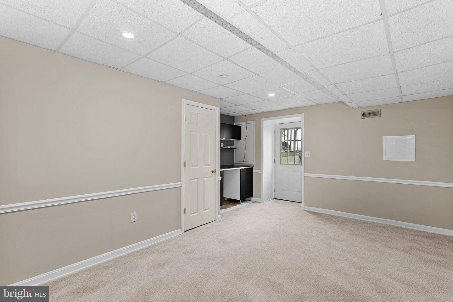 528 NORTHWOOD CIR, CROSS JUNCTION, Virginia 22625, 4 Bedrooms Bedrooms, 11 Rooms Rooms,2 BathroomsBathrooms,Residential,For sale,528 NORTHWOOD CIR,VAFV2039732 MLS # VAFV2039732