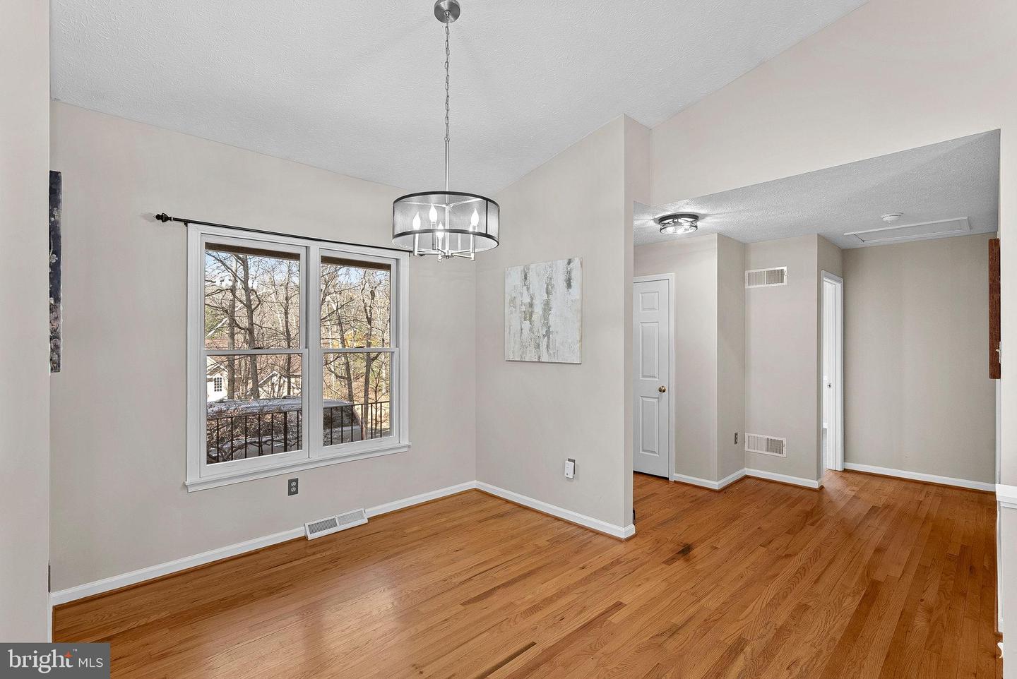 528 NORTHWOOD CIR, CROSS JUNCTION, Virginia 22625, 4 Bedrooms Bedrooms, 11 Rooms Rooms,2 BathroomsBathrooms,Residential,For sale,528 NORTHWOOD CIR,VAFV2039732 MLS # VAFV2039732