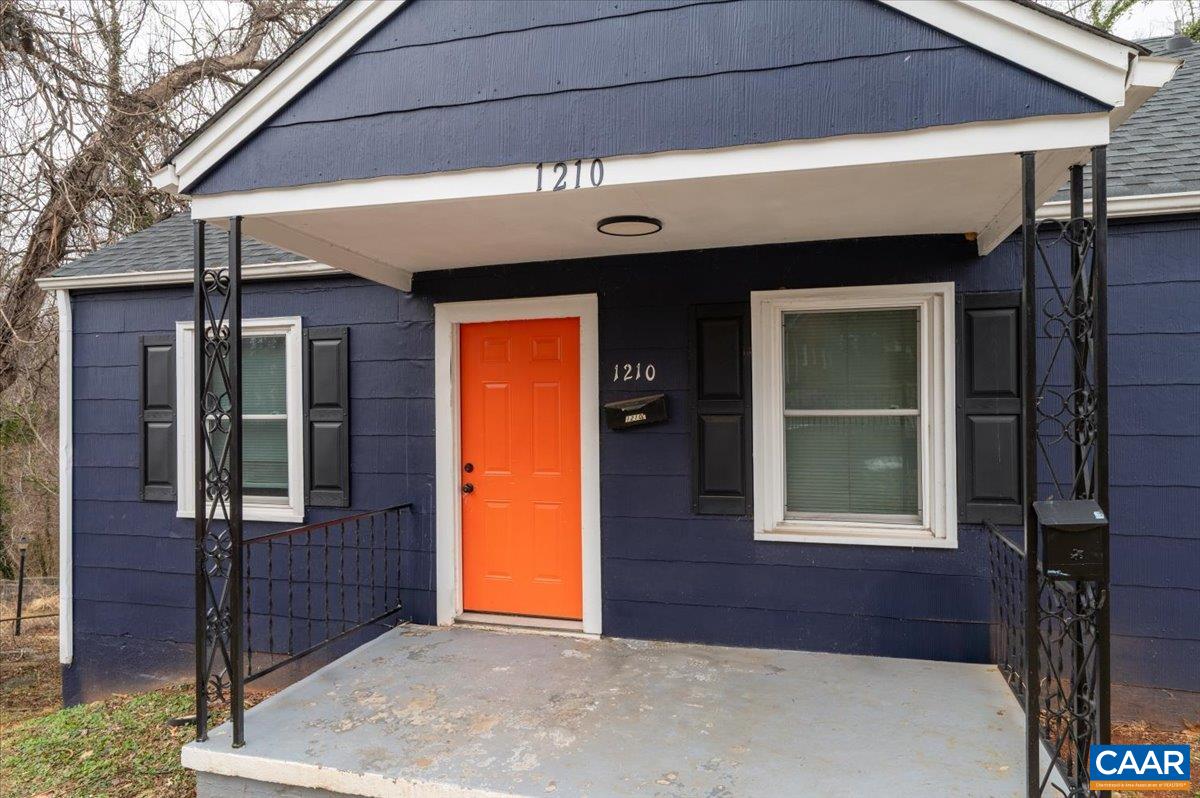 1210 CHERRY AVE, CHARLOTTESVILLE, Virginia 22903, ,Residential,1210 CHERRY AVE,673654 MLS # 673654
