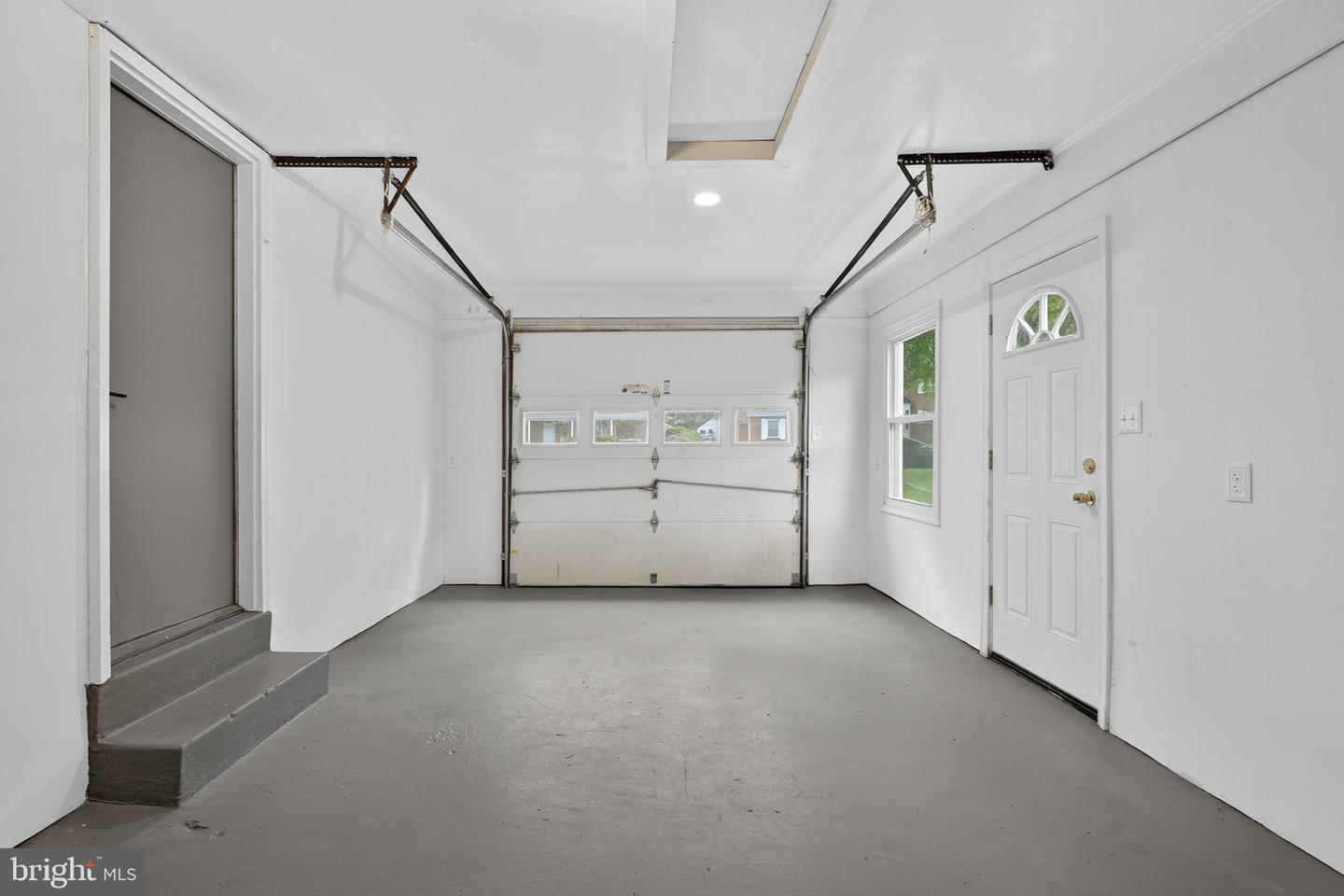 7009 COLD SPRING LN, ALEXANDRIA, Virginia 22306, 4 Bedrooms Bedrooms, ,2 BathroomsBathrooms,Residential,For sale,7009 COLD SPRING LN,VAFX2292326 MLS # VAFX2292326