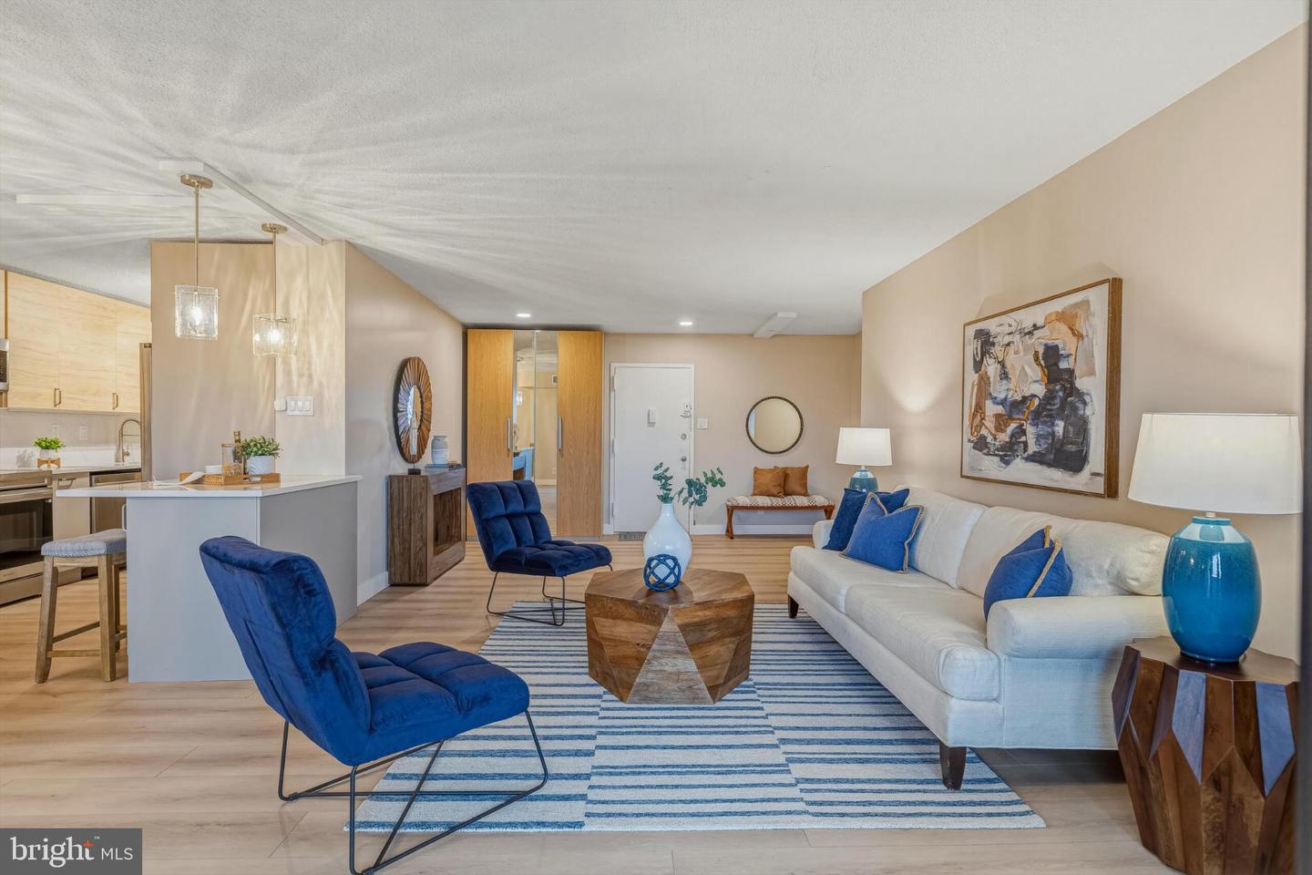 309 YOAKUM PKWY #1003, ALEXANDRIA, Virginia 22304, 2 Bedrooms Bedrooms, 4 Rooms Rooms,2 BathroomsBathrooms,Residential,For sale,309 YOAKUM PKWY #1003,VAAX2054404 MLS # VAAX2054404