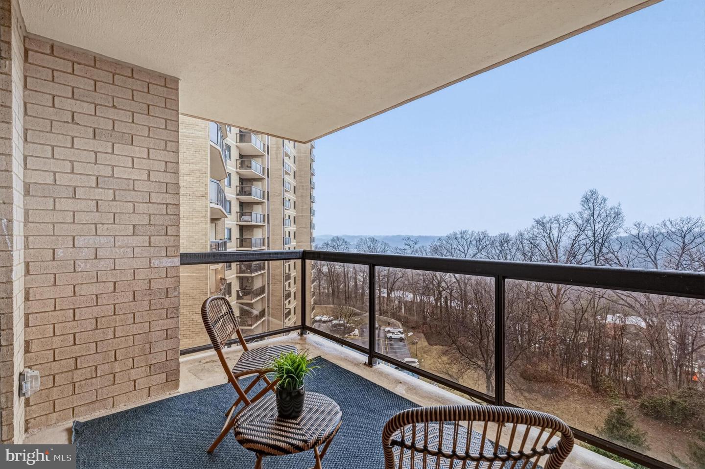 309 YOAKUM PKWY #1003, ALEXANDRIA, Virginia 22304, 2 Bedrooms Bedrooms, 4 Rooms Rooms,2 BathroomsBathrooms,Residential,For sale,309 YOAKUM PKWY #1003,VAAX2054404 MLS # VAAX2054404
