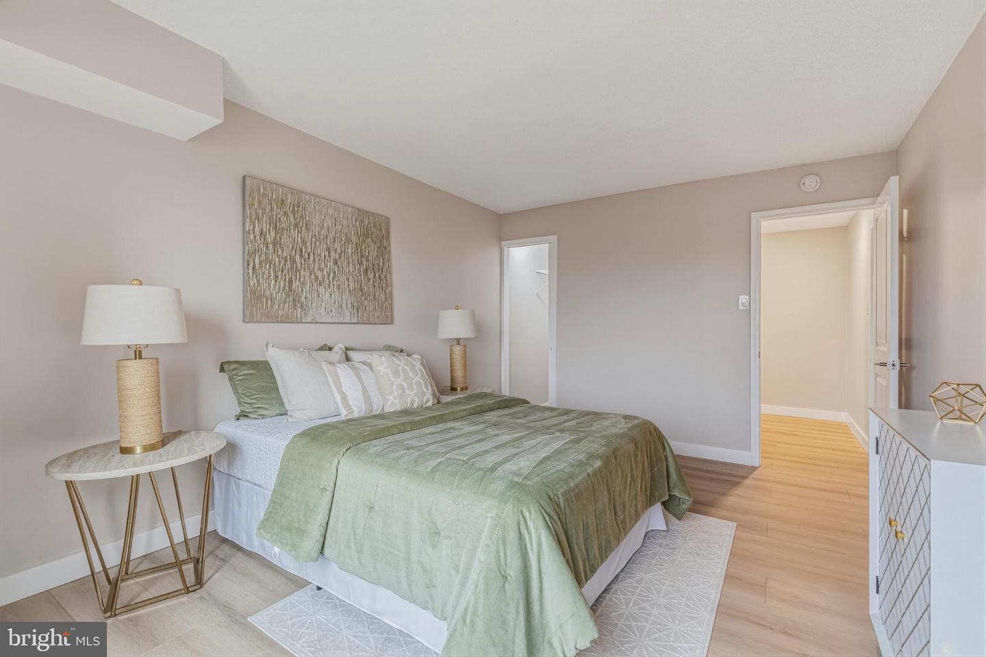 309 YOAKUM PKWY #1003, ALEXANDRIA, Virginia 22304, 2 Bedrooms Bedrooms, 4 Rooms Rooms,2 BathroomsBathrooms,Residential,For sale,309 YOAKUM PKWY #1003,VAAX2054404 MLS # VAAX2054404