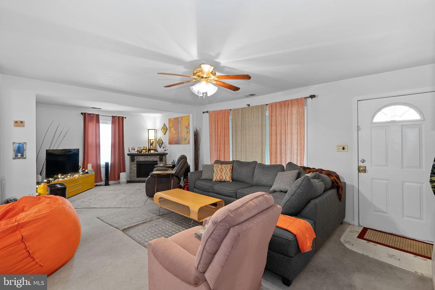 804 TELEGRAPH RD, STAFFORD, Virginia 22554, 3 Bedrooms Bedrooms, ,2 BathroomsBathrooms,Residential,For sale,804 TELEGRAPH RD,VAST2046380 MLS # VAST2046380