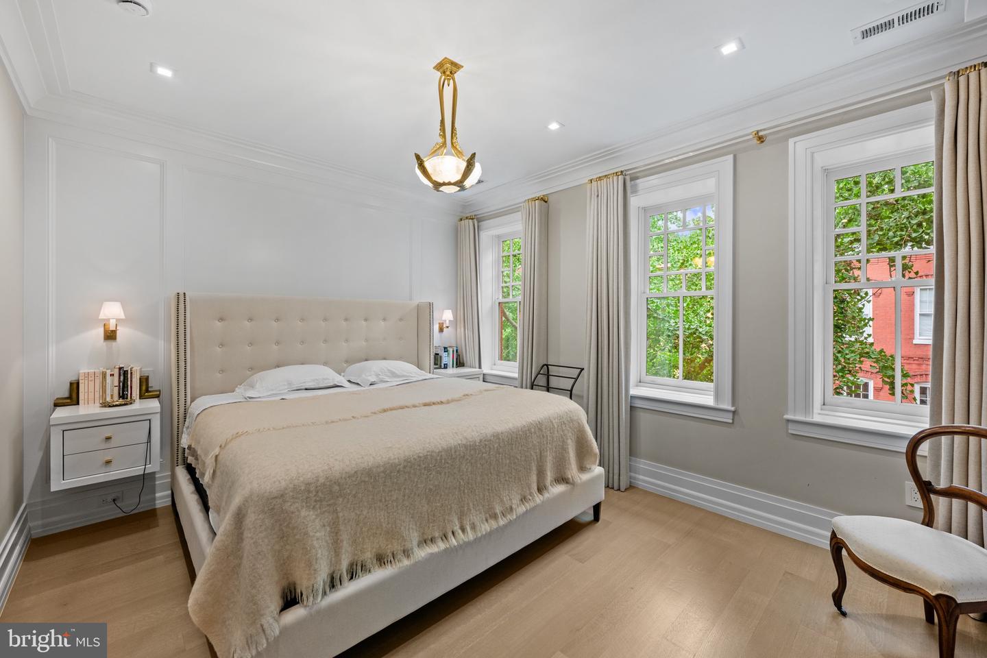 1524 SWANN ST NW, WASHINGTON, District Of Columbia 20009, 5 Bedrooms Bedrooms, 9 Rooms Rooms,3 BathroomsBathrooms,Residential,For sale,1524 SWANN ST NW,DCDC2247466 MLS # DCDC2247466