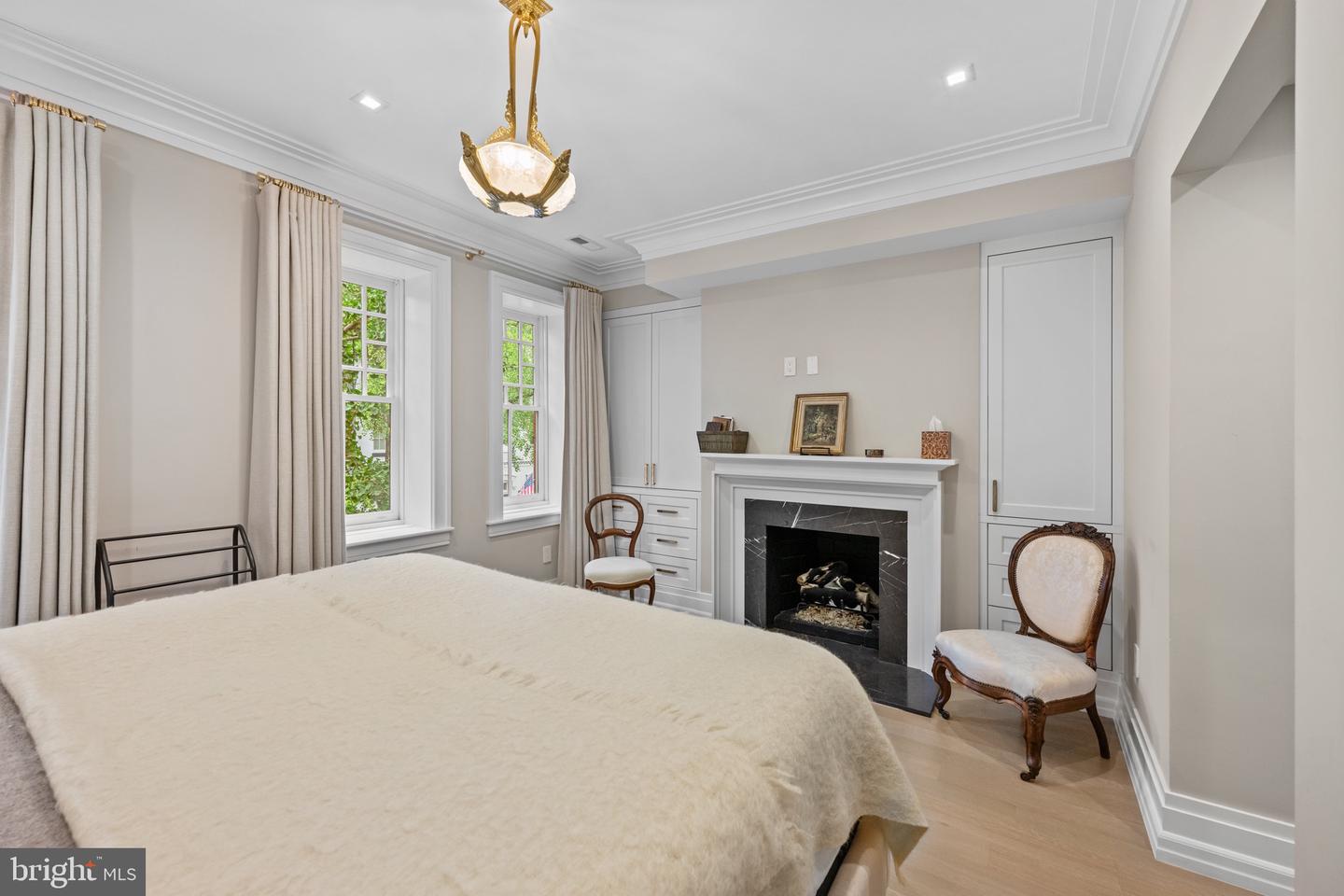 1524 SWANN ST NW, WASHINGTON, District Of Columbia 20009, 5 Bedrooms Bedrooms, 9 Rooms Rooms,3 BathroomsBathrooms,Residential,For sale,1524 SWANN ST NW,DCDC2247466 MLS # DCDC2247466