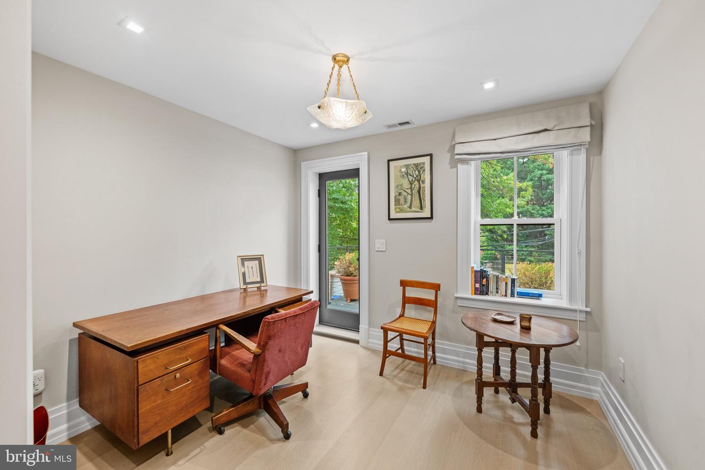 1524 SWANN ST NW, WASHINGTON, District Of Columbia 20009, 5 Bedrooms Bedrooms, 9 Rooms Rooms,3 BathroomsBathrooms,Residential,For sale,1524 SWANN ST NW,DCDC2247466 MLS # DCDC2247466