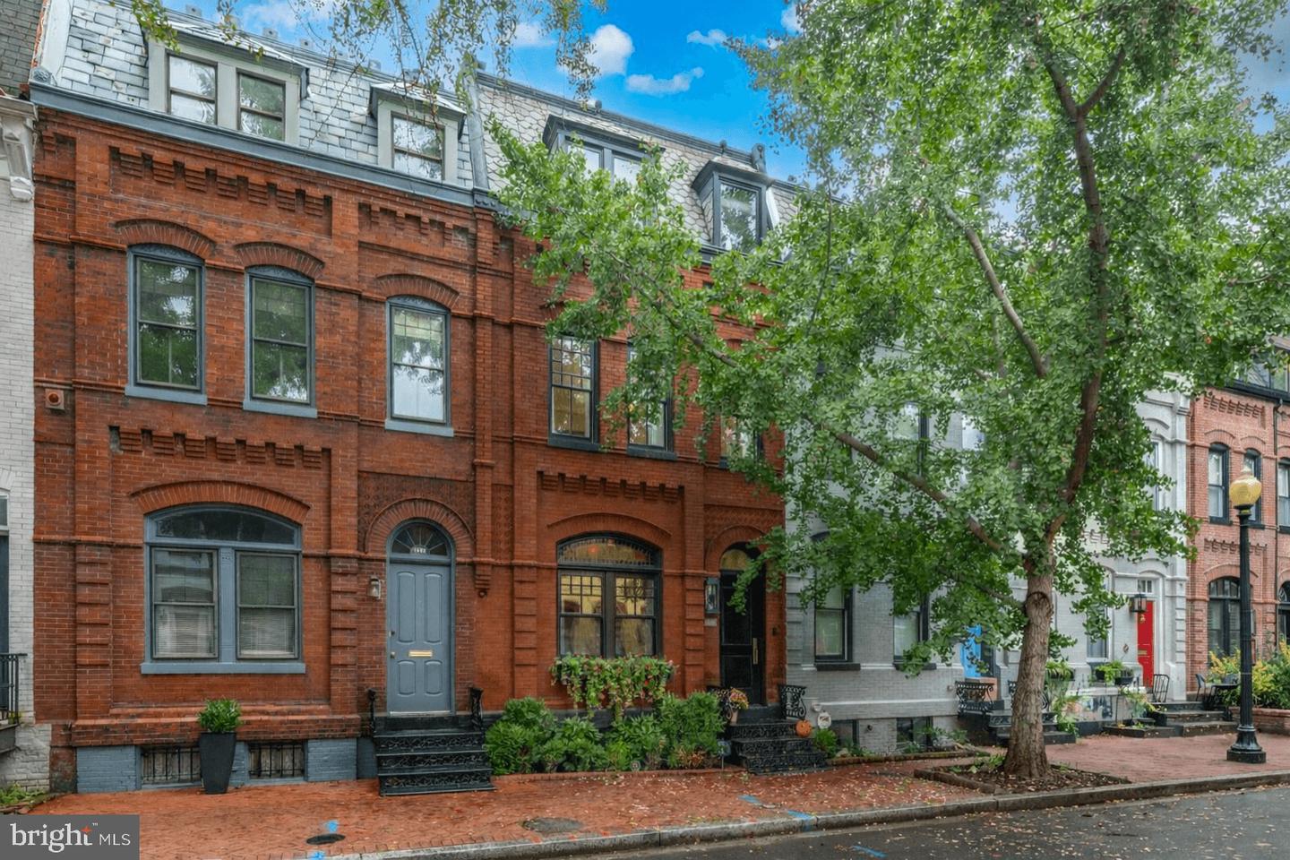 1524 SWANN ST NW, WASHINGTON, District Of Columbia 20009, 5 Bedrooms Bedrooms, 9 Rooms Rooms,3 BathroomsBathrooms,Residential,For sale,1524 SWANN ST NW,DCDC2247466 MLS # DCDC2247466