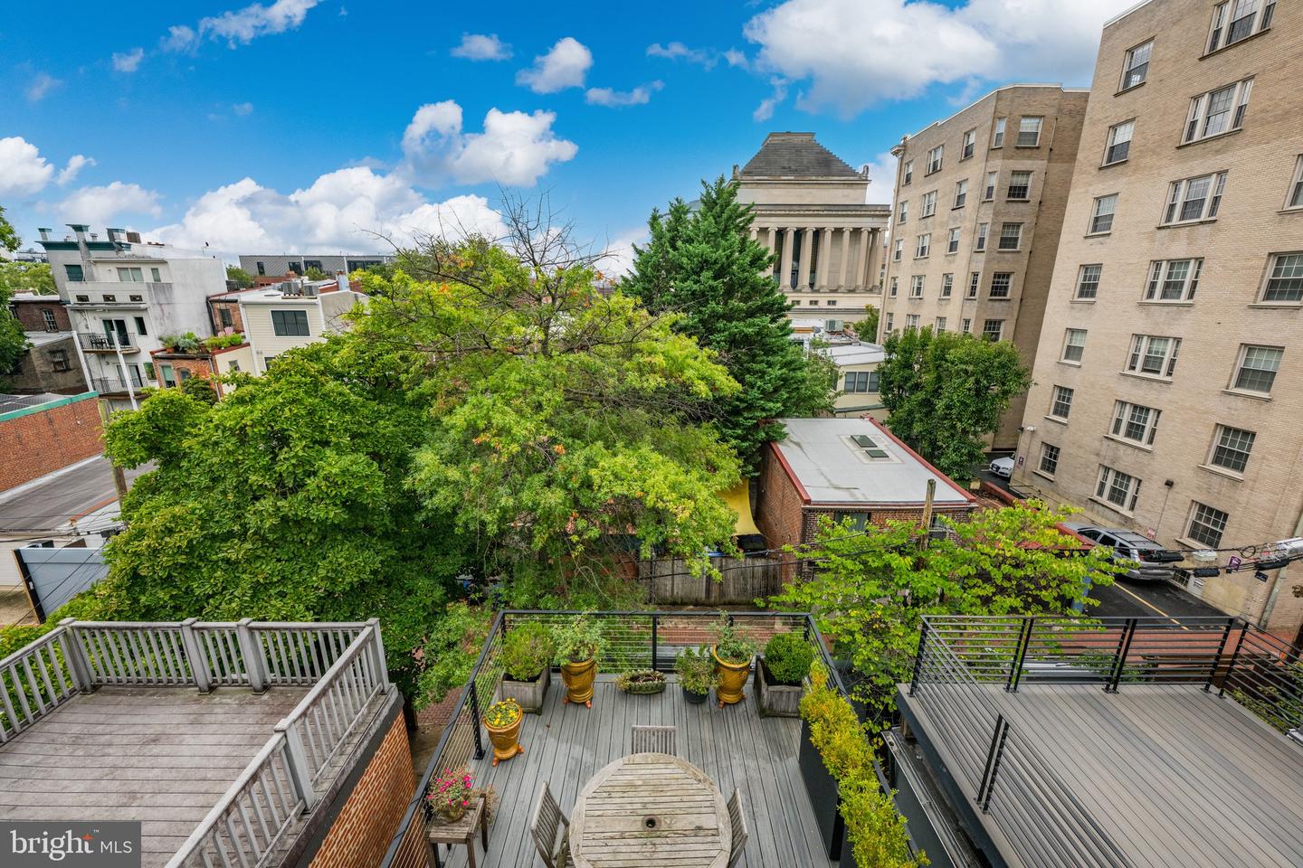 1524 SWANN ST NW, WASHINGTON, District Of Columbia 20009, 5 Bedrooms Bedrooms, 9 Rooms Rooms,3 BathroomsBathrooms,Residential,For sale,1524 SWANN ST NW,DCDC2247466 MLS # DCDC2247466