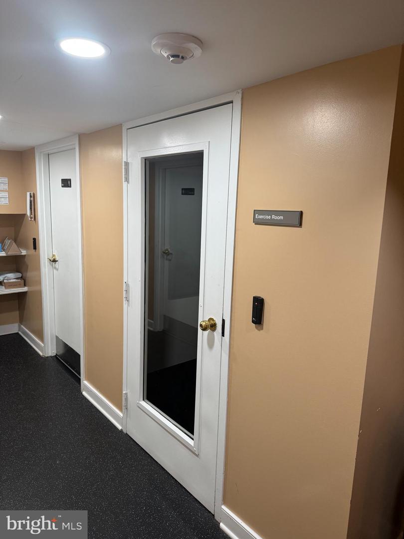 301 S REYNOLDS ST #611, ALEXANDRIA, Virginia 22304, 1 Bedroom Bedrooms, 5 Rooms Rooms,1 BathroomBathrooms,Residential,For sale,301 S REYNOLDS ST #611,VAAX2054432 MLS # VAAX2054432