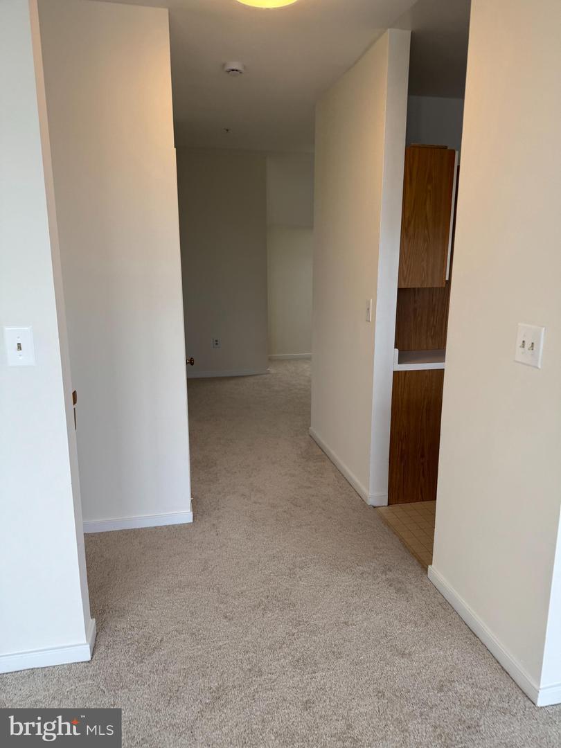 301 S REYNOLDS ST #611, ALEXANDRIA, Virginia 22304, 1 Bedroom Bedrooms, 5 Rooms Rooms,1 BathroomBathrooms,Residential,For sale,301 S REYNOLDS ST #611,VAAX2054432 MLS # VAAX2054432