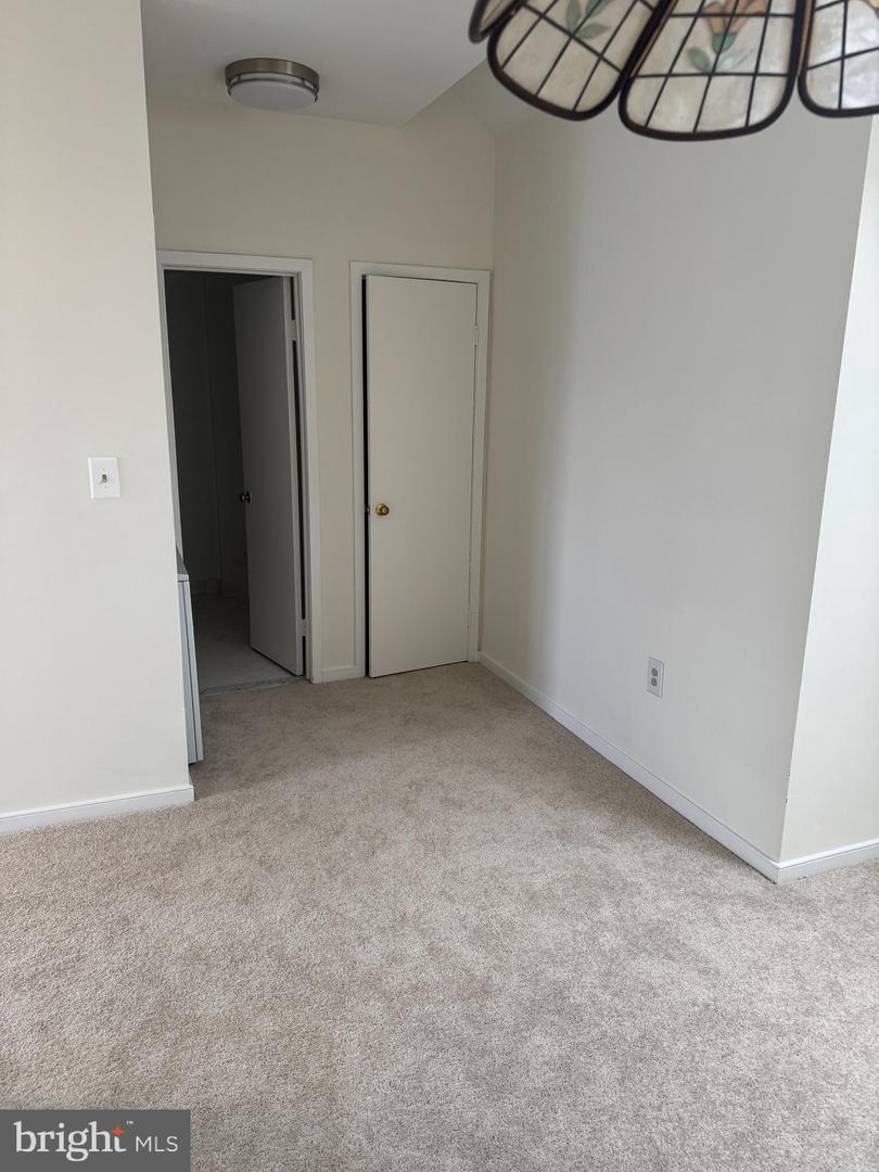 301 S REYNOLDS ST #611, ALEXANDRIA, Virginia 22304, 1 Bedroom Bedrooms, 5 Rooms Rooms,1 BathroomBathrooms,Residential,For sale,301 S REYNOLDS ST #611,VAAX2054432 MLS # VAAX2054432