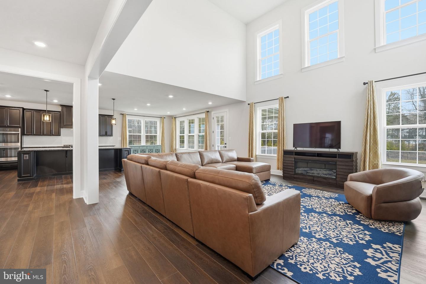 15642 CALUM CT, HAYMARKET, Virginia 20169, 5 Bedrooms Bedrooms, ,5 BathroomsBathrooms,Residential,For sale,15642 CALUM CT,VAPW2113126 MLS # VAPW2113126