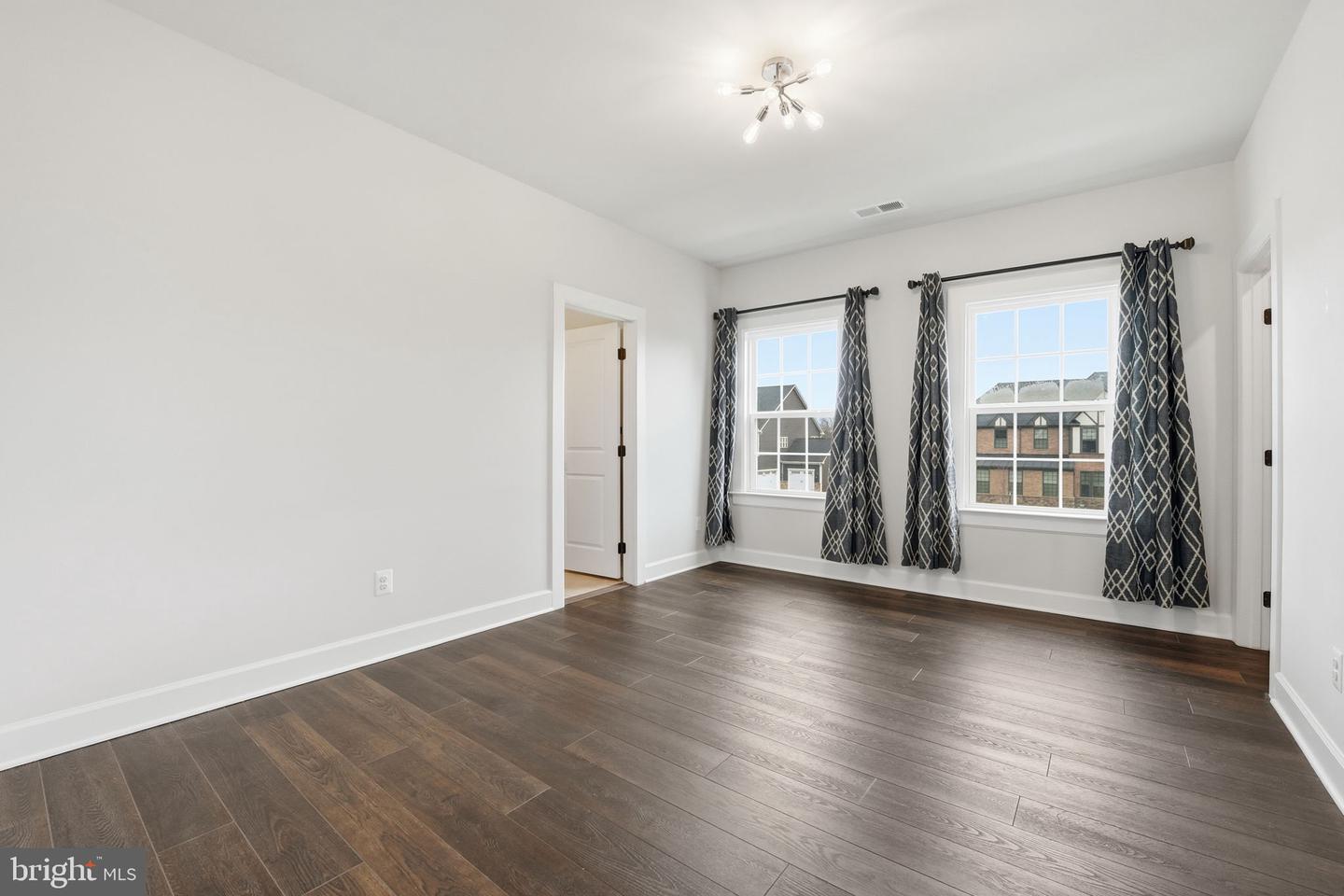 15642 CALUM CT, HAYMARKET, Virginia 20169, 5 Bedrooms Bedrooms, ,5 BathroomsBathrooms,Residential,For sale,15642 CALUM CT,VAPW2113126 MLS # VAPW2113126