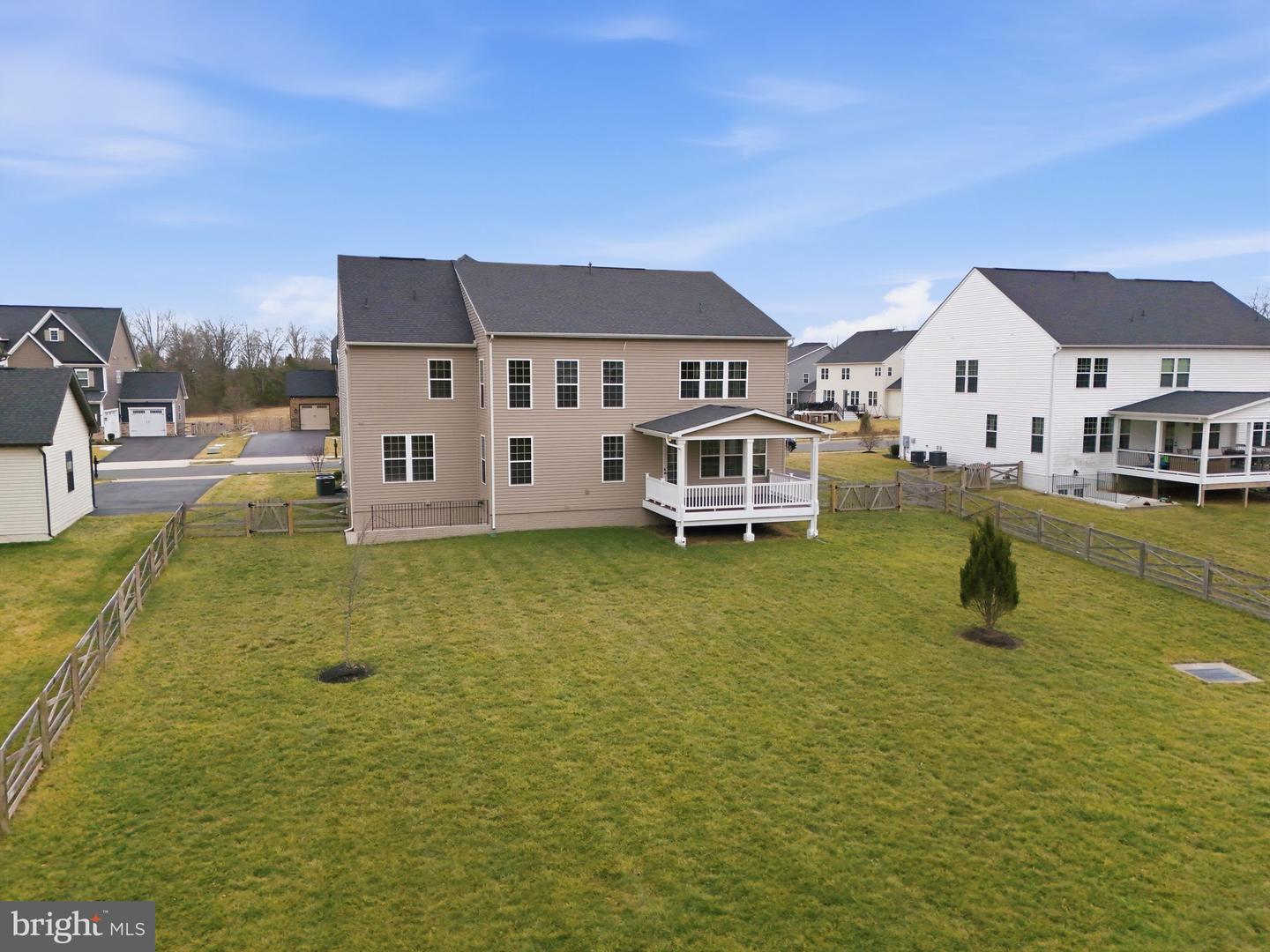 15642 CALUM CT, HAYMARKET, Virginia 20169, 5 Bedrooms Bedrooms, ,5 BathroomsBathrooms,Residential,For sale,15642 CALUM CT,VAPW2113126 MLS # VAPW2113126