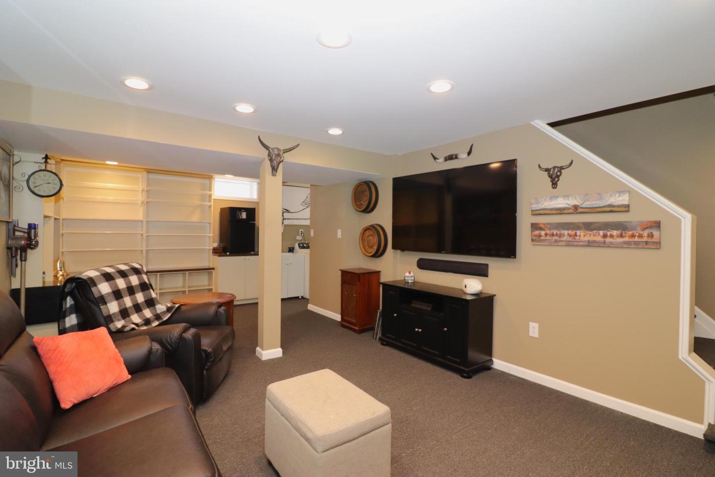 6014 WINDSOR DR, FREDERICKSBURG, Virginia 22407, 3 Bedrooms Bedrooms, ,2 BathroomsBathrooms,Residential,For sale,6014 WINDSOR DR,VASP2039512 MLS # VASP2039512