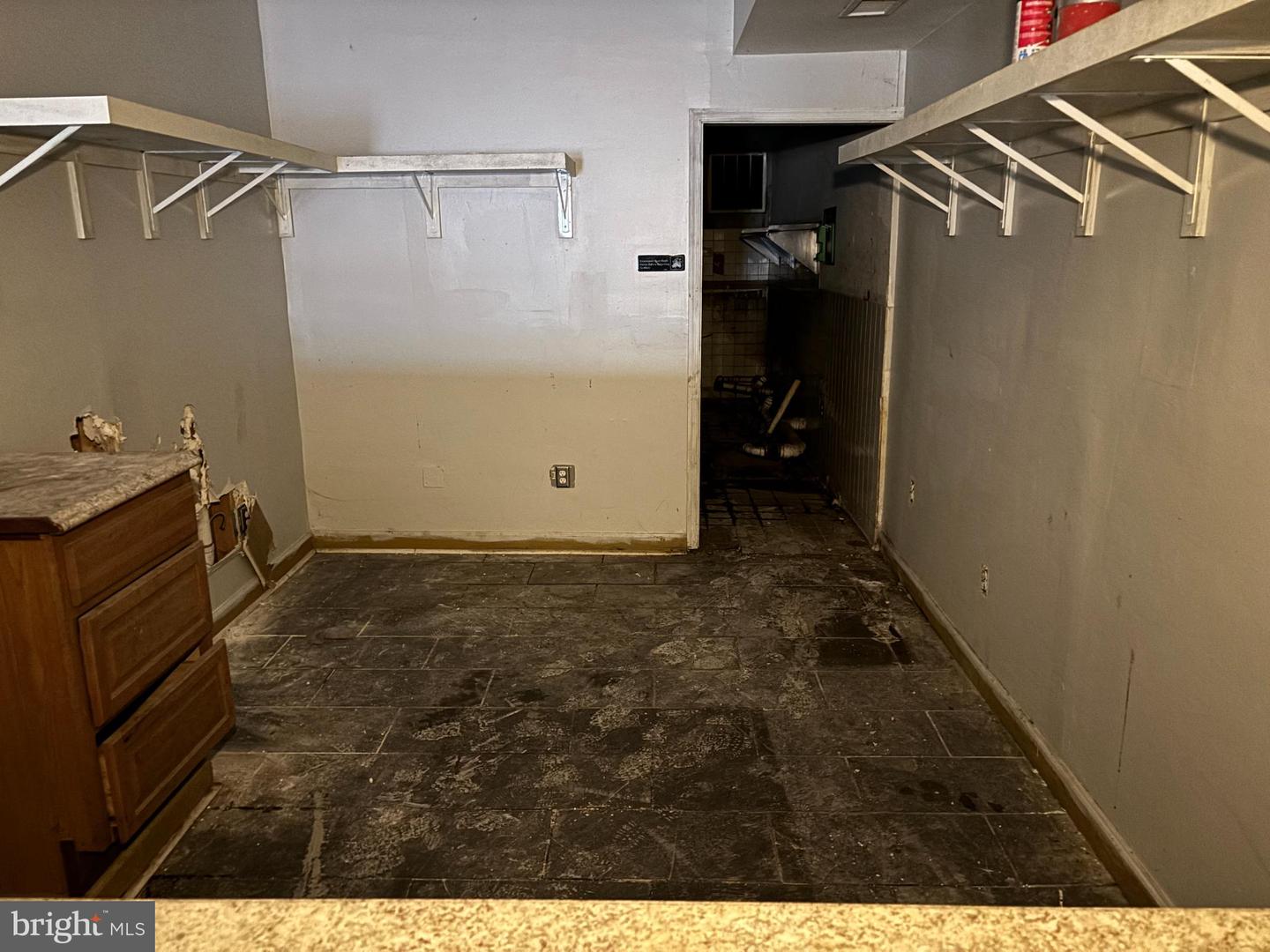 1370 H ST NE, WASHINGTON, District Of Columbia 20002, 2 Bedrooms Bedrooms, ,2 BathroomsBathrooms,Residential,For sale,1370 H ST NE,DCDC2247524 MLS # DCDC2247524