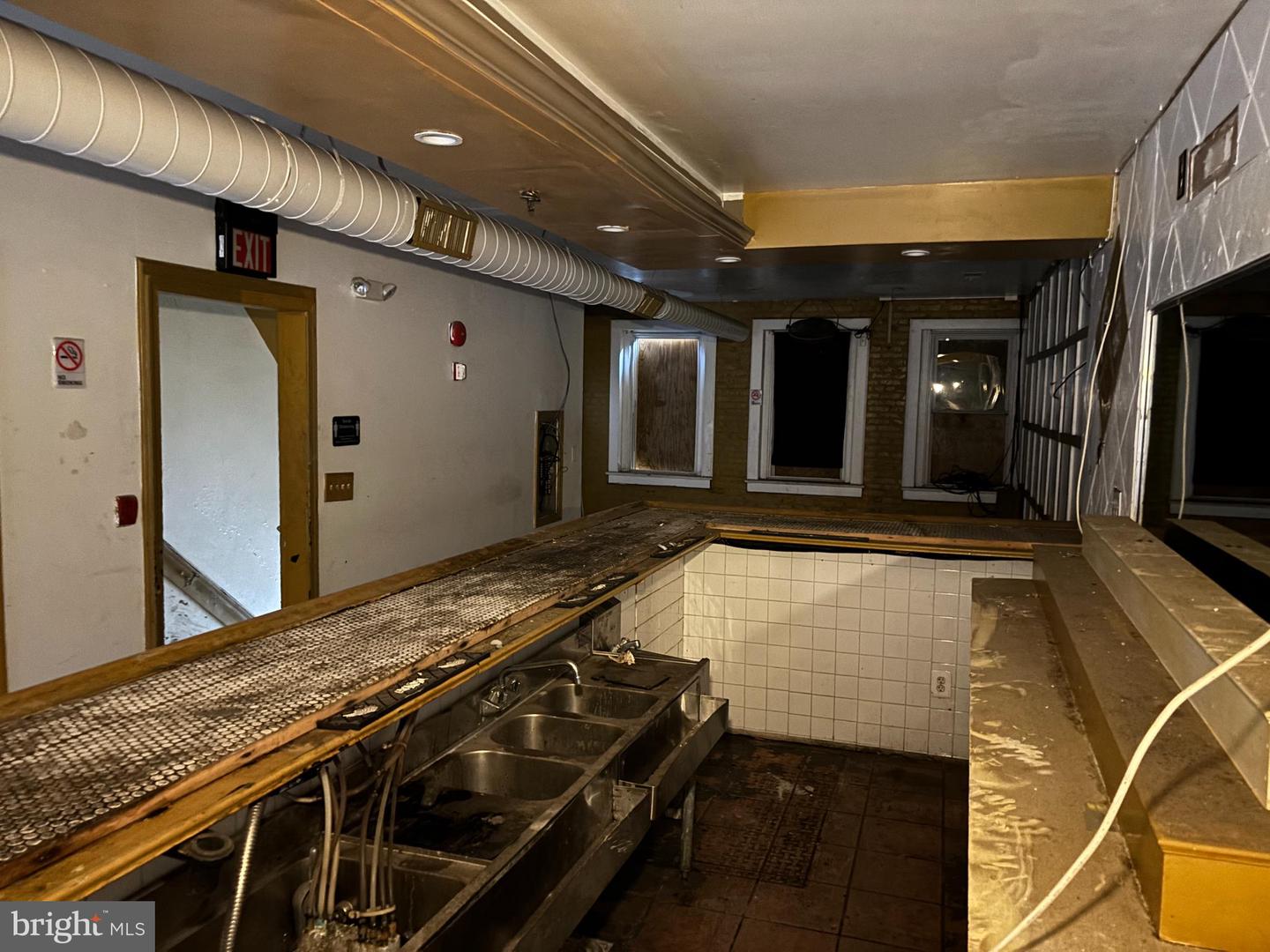 1370 H ST NE, WASHINGTON, District Of Columbia 20002, 2 Bedrooms Bedrooms, ,2 BathroomsBathrooms,Residential,For sale,1370 H ST NE,DCDC2247524 MLS # DCDC2247524