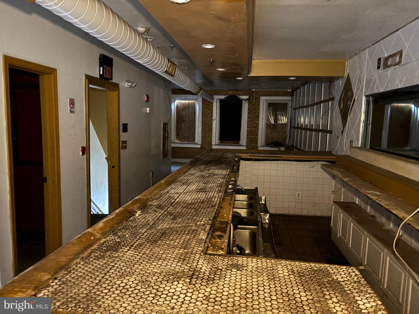 1370 H ST NE, WASHINGTON, District Of Columbia 20002, 2 Bedrooms Bedrooms, ,2 BathroomsBathrooms,Residential,For sale,1370 H ST NE,DCDC2247524 MLS # DCDC2247524