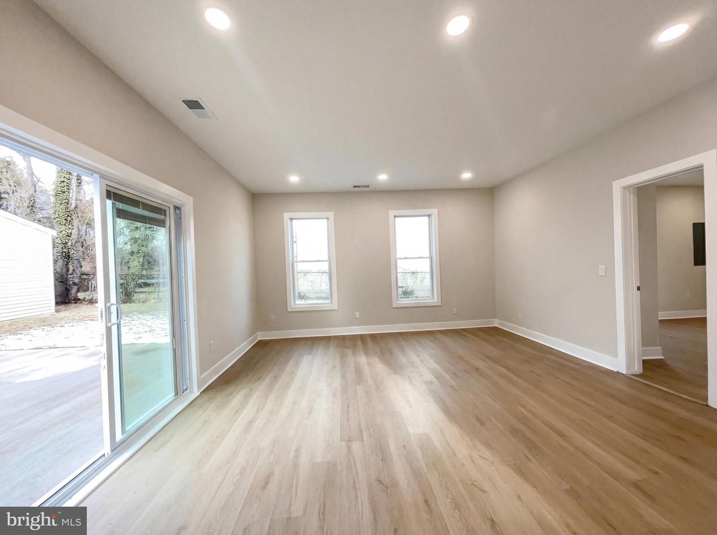 9204 DOUGLAS ST, MANASSAS, Virginia 20110, 4 Bedrooms Bedrooms, ,3 BathroomsBathrooms,Residential,For sale,9204 DOUGLAS ST,VAMN2010320 MLS # VAMN2010320