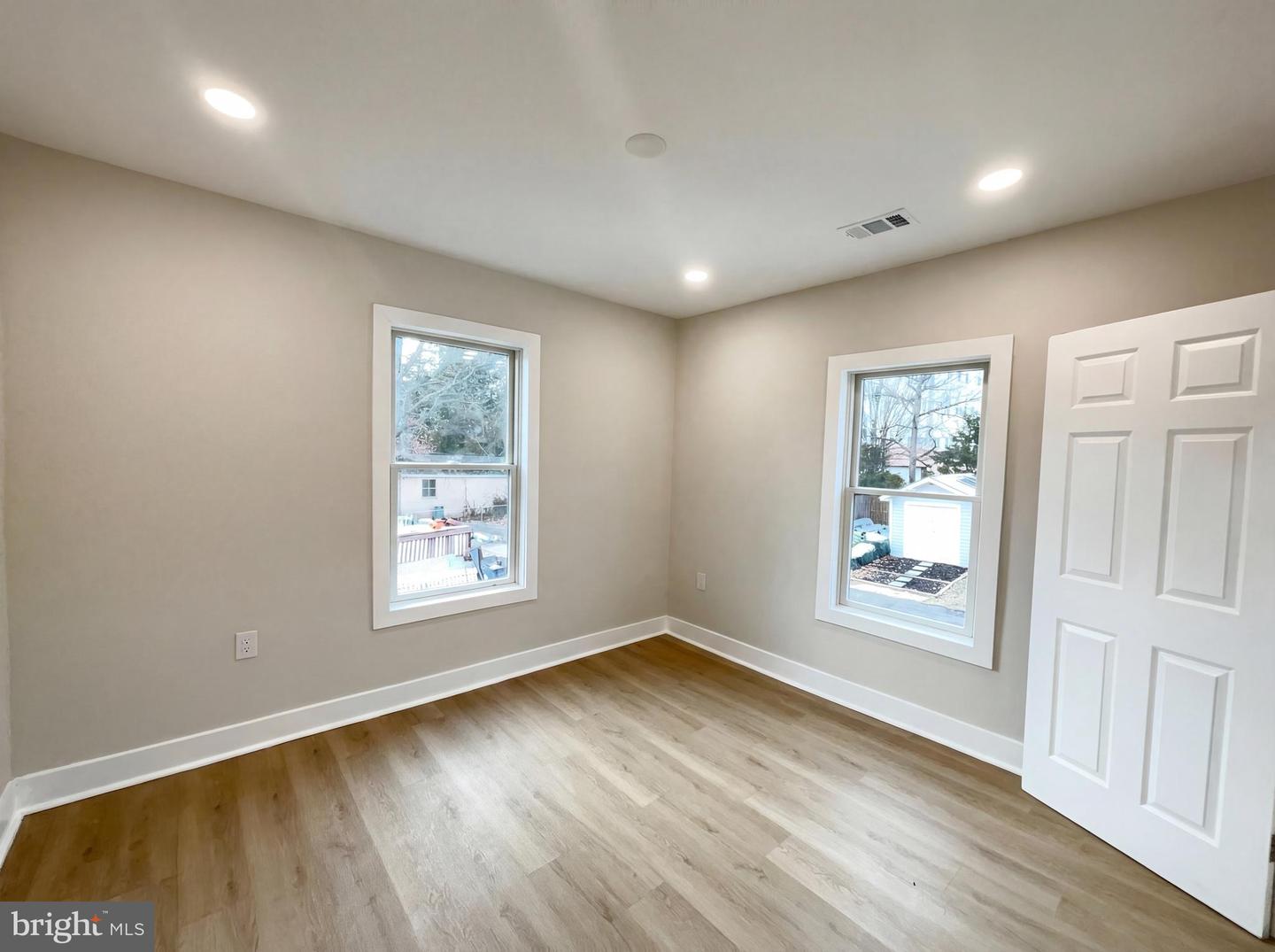 9204 DOUGLAS ST, MANASSAS, Virginia 20110, 4 Bedrooms Bedrooms, ,3 BathroomsBathrooms,Residential,For sale,9204 DOUGLAS ST,VAMN2010320 MLS # VAMN2010320