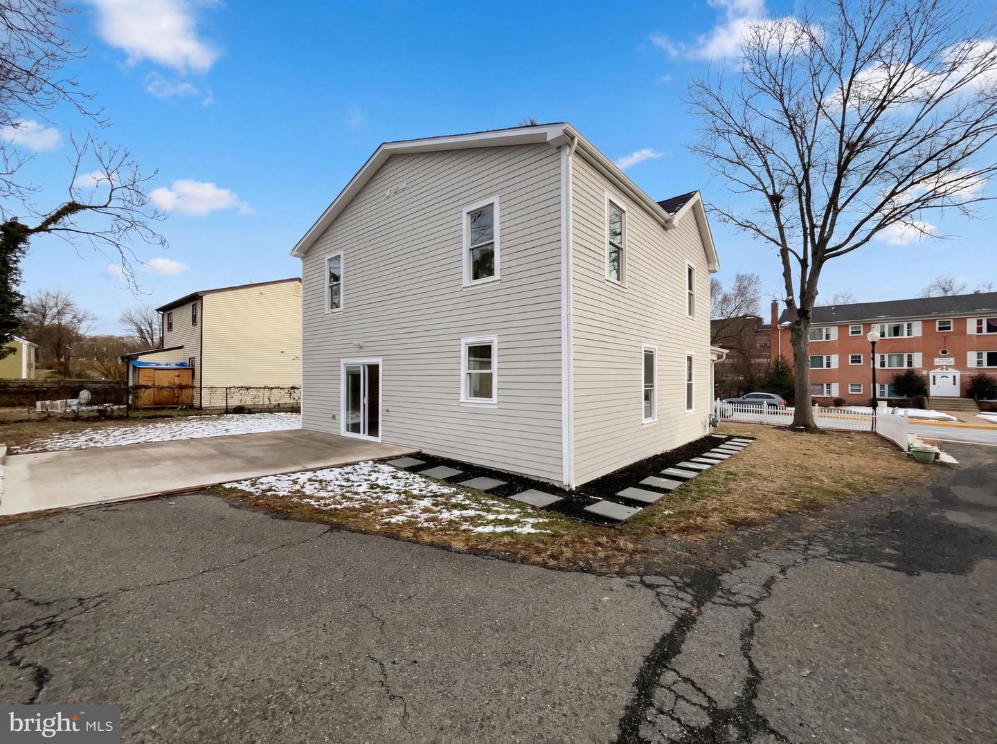 9204 DOUGLAS ST, MANASSAS, Virginia 20110, 4 Bedrooms Bedrooms, ,3 BathroomsBathrooms,Residential,For sale,9204 DOUGLAS ST,VAMN2010320 MLS # VAMN2010320