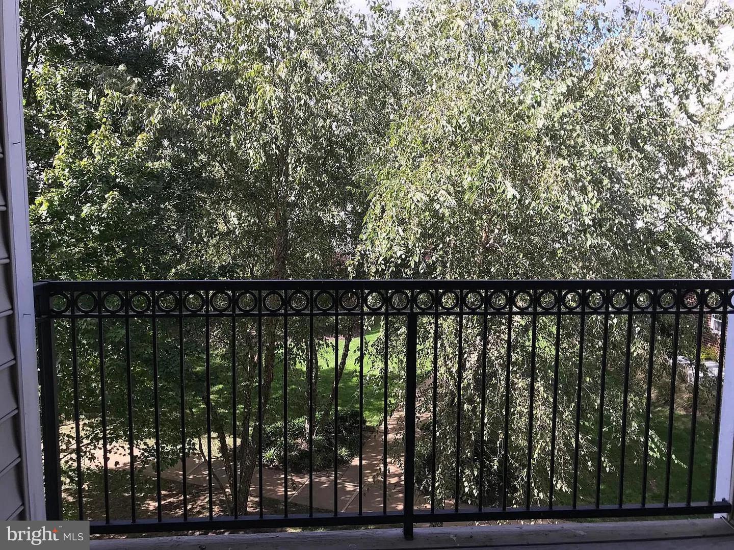 1580 SPRING GATE DR #4314, MCLEAN, Virginia 22102, 2 Bedrooms Bedrooms, 6 Rooms Rooms,2 BathroomsBathrooms,Residential,For sale,1580 SPRING GATE DR #4314,VAFX2292540 MLS # VAFX2292540