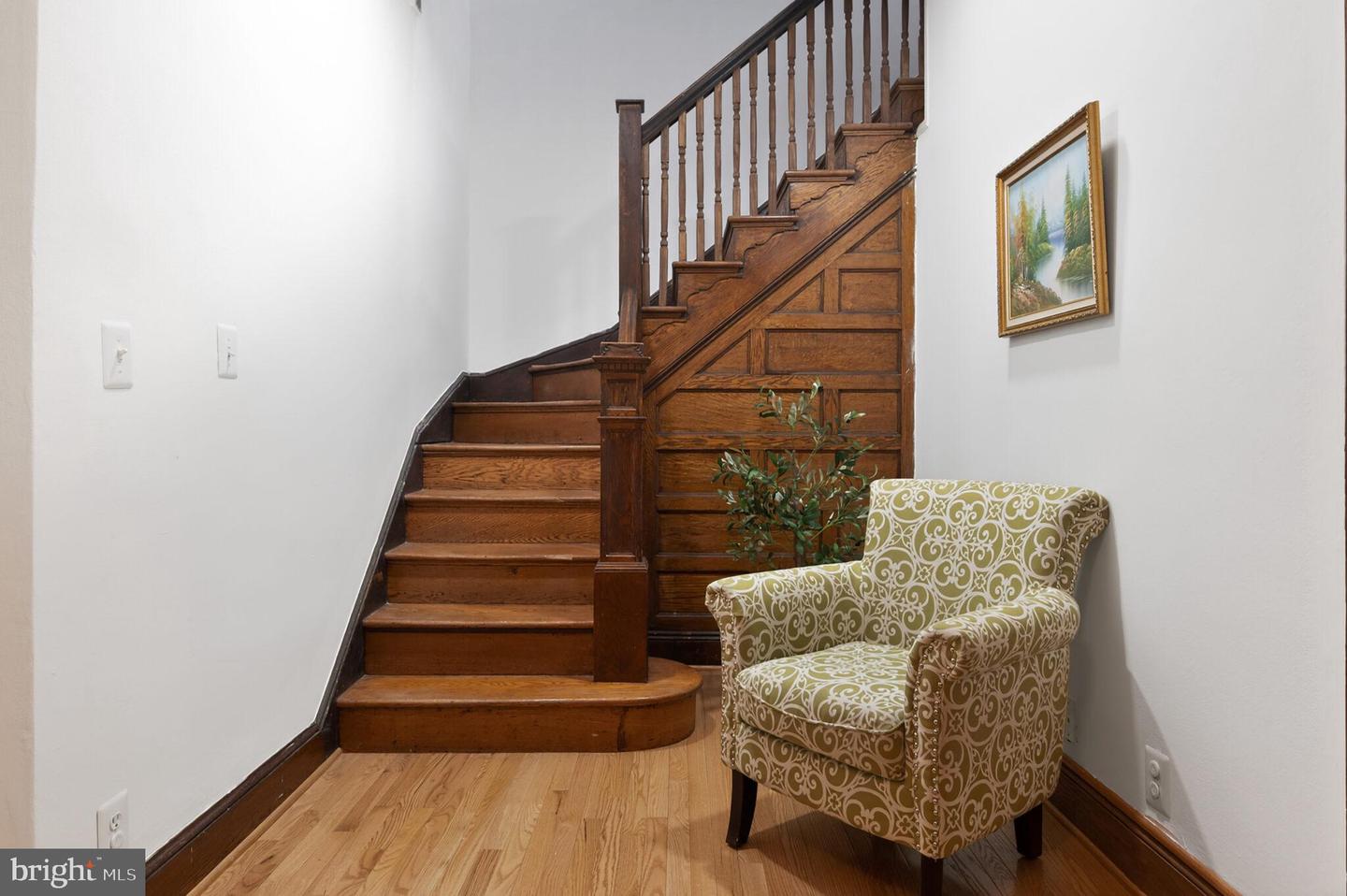 649 SOUTH CAROLINA AVE SE, WASHINGTON, District Of Columbia 20003, 5 Bedrooms Bedrooms, ,3 BathroomsBathrooms,Residential,For sale,649 SOUTH CAROLINA AVE SE,DCDC2247528 MLS # DCDC2247528