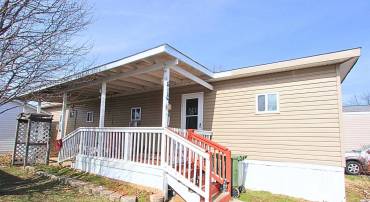 41 ANITA DR, STAFFORD, Virginia 22556, 4 Bedrooms Bedrooms, 7 Rooms Rooms,3 BathroomsBathrooms,Residential,For sale,41 ANITA DR,VAST2046428 MLS # VAST2046428