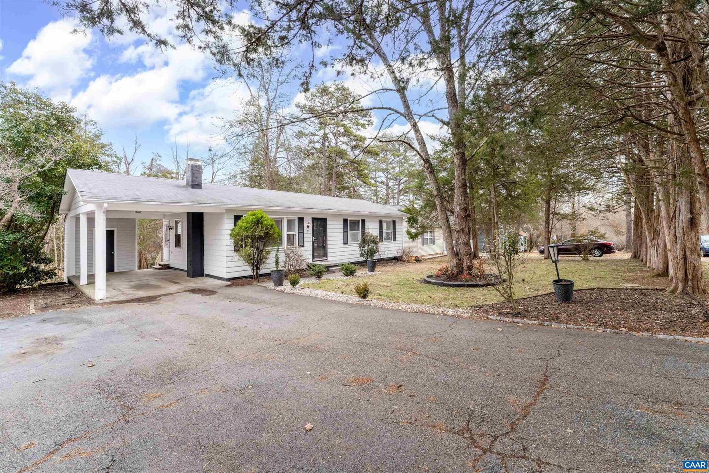 9 PLEASANT VIEW TER, PALMYRA, Virginia 22963, 3 Bedrooms Bedrooms, ,1 BathroomBathrooms,Residential,For sale,9 PLEASANT VIEW TER,673612 MLS # 673612 9 PLEASANT VIEW TER, PALMYRA, Virginia 22963, 3 Bedrooms Bedrooms, ,1 BathroomBathrooms,Residential,For sale,9 PLEASANT VIEW TER,673612 MLS # 673612