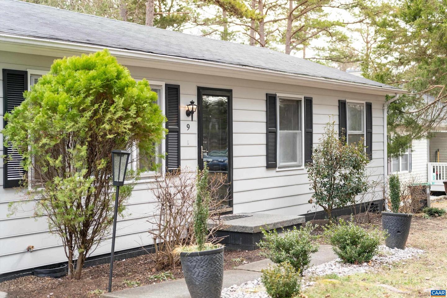 9 PLEASANT VIEW TER, PALMYRA, Virginia 22963, 3 Bedrooms Bedrooms, ,1 BathroomBathrooms,Residential,For sale,9 PLEASANT VIEW TER,673612 MLS # 673612 9 PLEASANT VIEW TER, PALMYRA, Virginia 22963, 3 Bedrooms Bedrooms, ,1 BathroomBathrooms,Residential,For sale,9 PLEASANT VIEW TER,673612 MLS # 673612