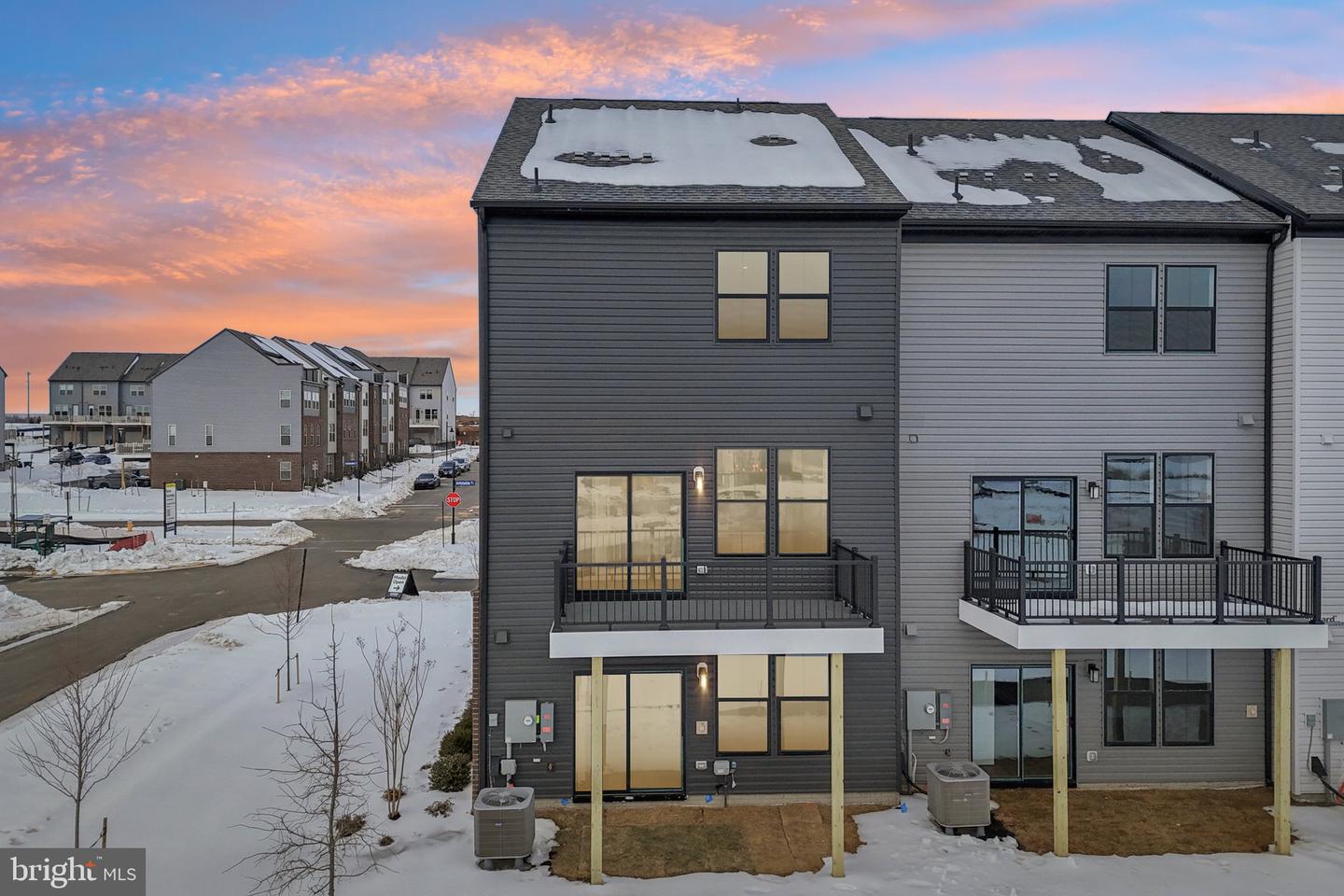 11367 HYPATIA LOOP, MANASSAS, Virginia 20109, 4 Bedrooms Bedrooms, ,3 BathroomsBathrooms,Residential,For sale,11367 HYPATIA LOOP,VAPW2113176 MLS # VAPW2113176