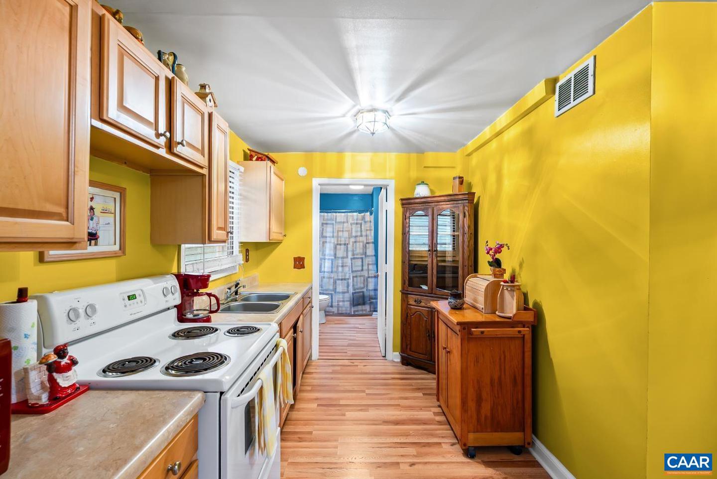 26 BRADDOCK LN, SHIPMAN, Virginia 22971, 3 Bedrooms Bedrooms, ,1 BathroomBathrooms,Residential,For sale,26 BRADDOCK LN,673617 MLS # 673617 26 BRADDOCK LN, SHIPMAN, Virginia 22971, 3 Bedrooms Bedrooms, ,1 BathroomBathrooms,Residential,For sale,26 BRADDOCK LN,673617 MLS # 673617