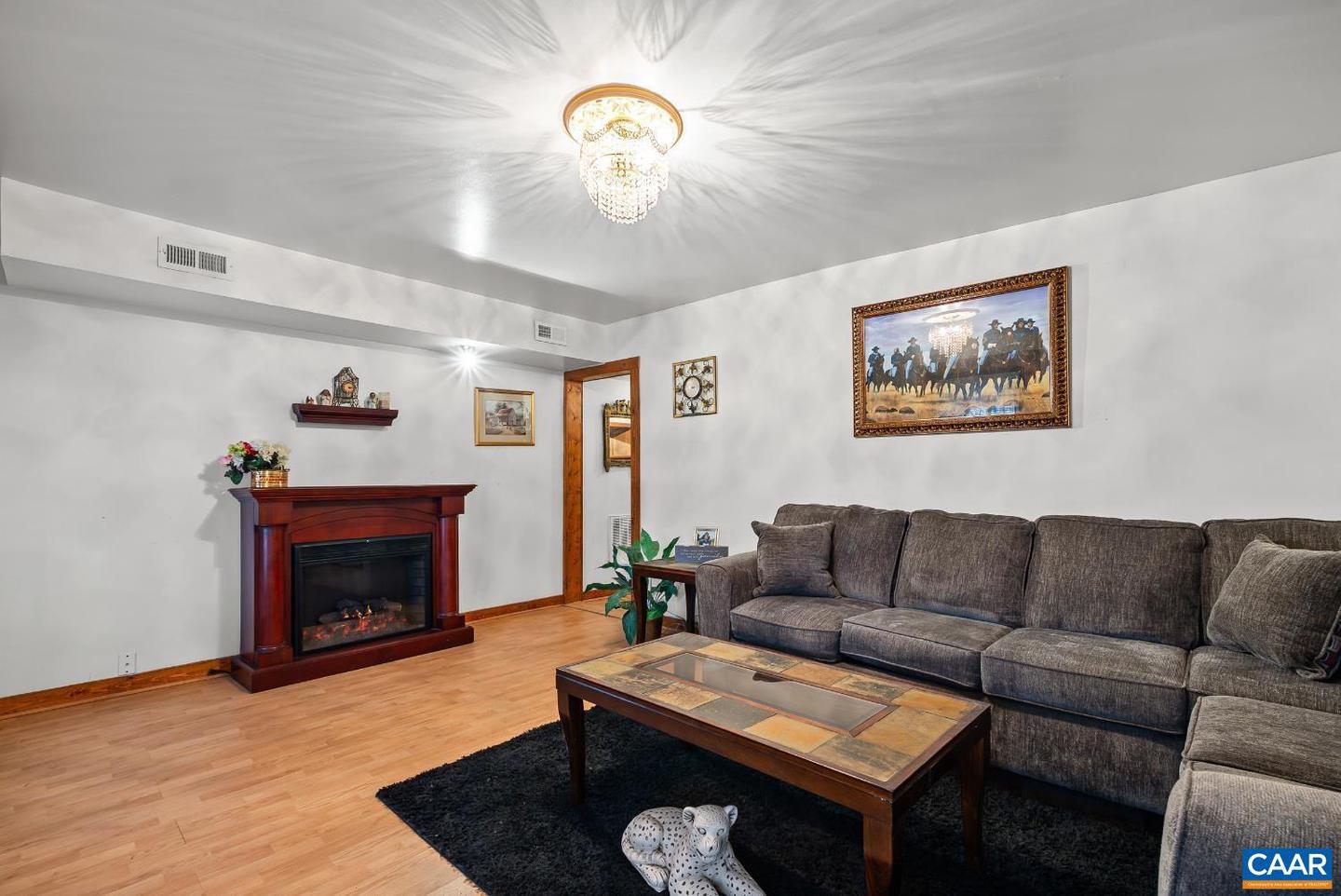 26 BRADDOCK LN, SHIPMAN, Virginia 22971, 3 Bedrooms Bedrooms, ,1 BathroomBathrooms,Residential,For sale,26 BRADDOCK LN,673617 MLS # 673617 26 BRADDOCK LN, SHIPMAN, Virginia 22971, 3 Bedrooms Bedrooms, ,1 BathroomBathrooms,Residential,For sale,26 BRADDOCK LN,673617 MLS # 673617