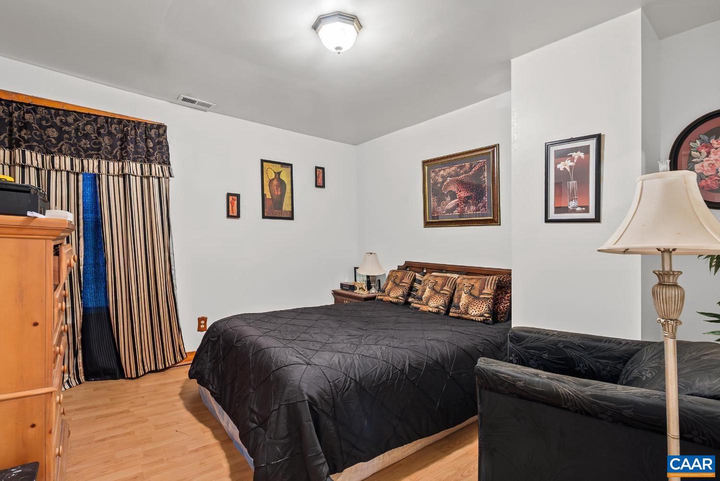 26 BRADDOCK LN, SHIPMAN, Virginia 22971, 3 Bedrooms Bedrooms, ,1 BathroomBathrooms,Residential,For sale,26 BRADDOCK LN,673617 MLS # 673617 26 BRADDOCK LN, SHIPMAN, Virginia 22971, 3 Bedrooms Bedrooms, ,1 BathroomBathrooms,Residential,For sale,26 BRADDOCK LN,673617 MLS # 673617