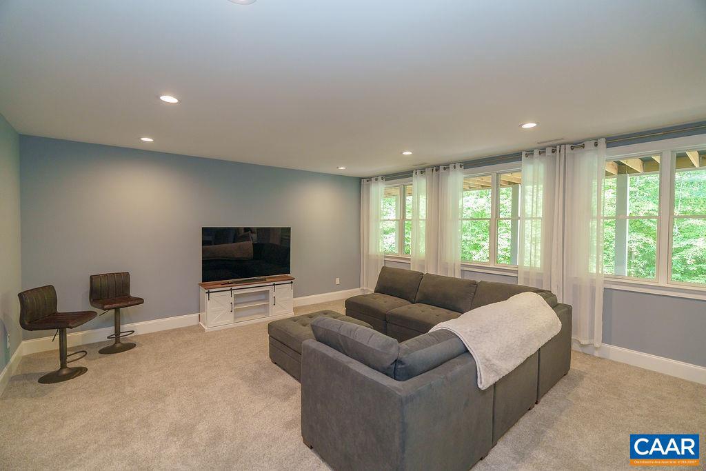 2741 PROFFIT CROSSING LN, CHARLOTTESVILLE, Virginia 22911, 5 Bedrooms Bedrooms, ,4 BathroomsBathrooms,Residential,For sale,2741 PROFFIT CROSSING LN,673620 MLS # 673620 2741 PROFFIT CROSSING LN, CHARLOTTESVILLE, Virginia 22911, 5 Bedrooms Bedrooms, ,4 BathroomsBathrooms,Residential,For sale,2741 PROFFIT CROSSING LN,673620 MLS # 673620