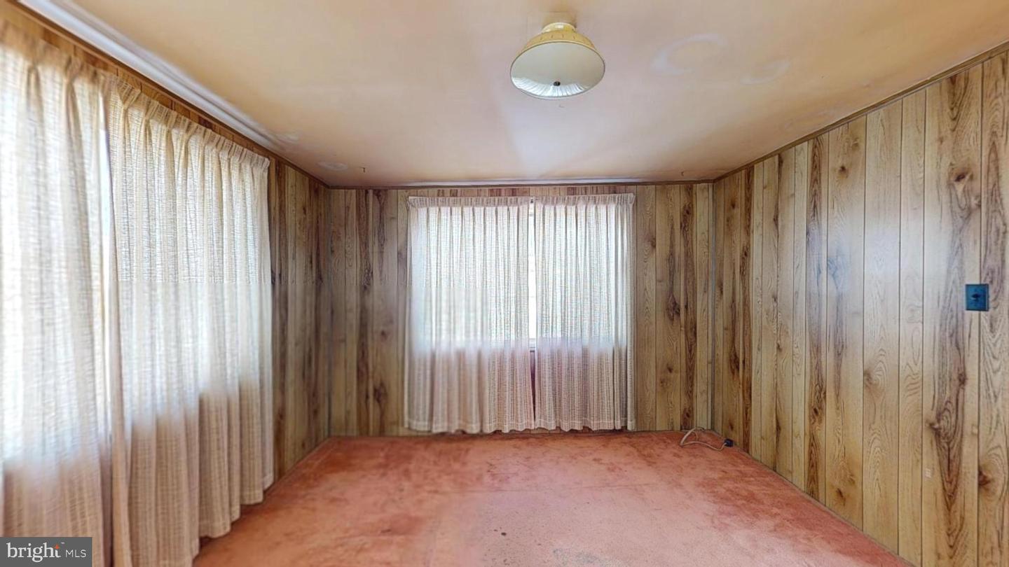 8624 PARLIAMENT DR, SPRINGFIELD, Virginia 22151, 4 Bedrooms Bedrooms, ,2 BathroomsBathrooms,Residential,For sale,8624 PARLIAMENT DR,VAFX2262814 MLS # VAFX2262814